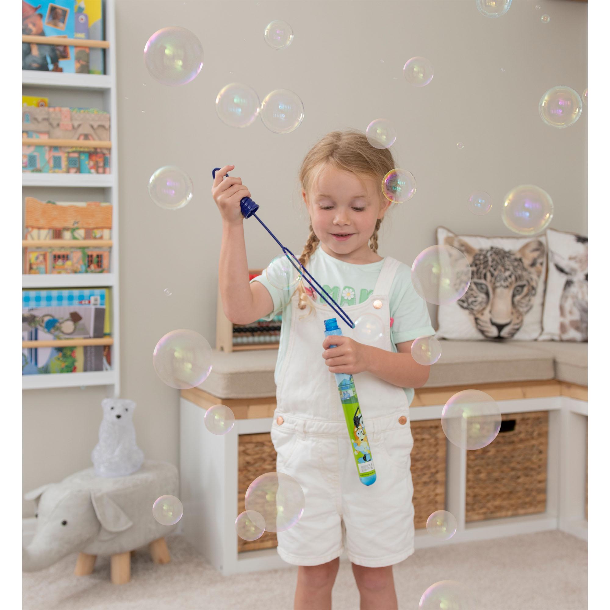 Bubblz Bluey or Peppa Pig Wand thumbnail 4
