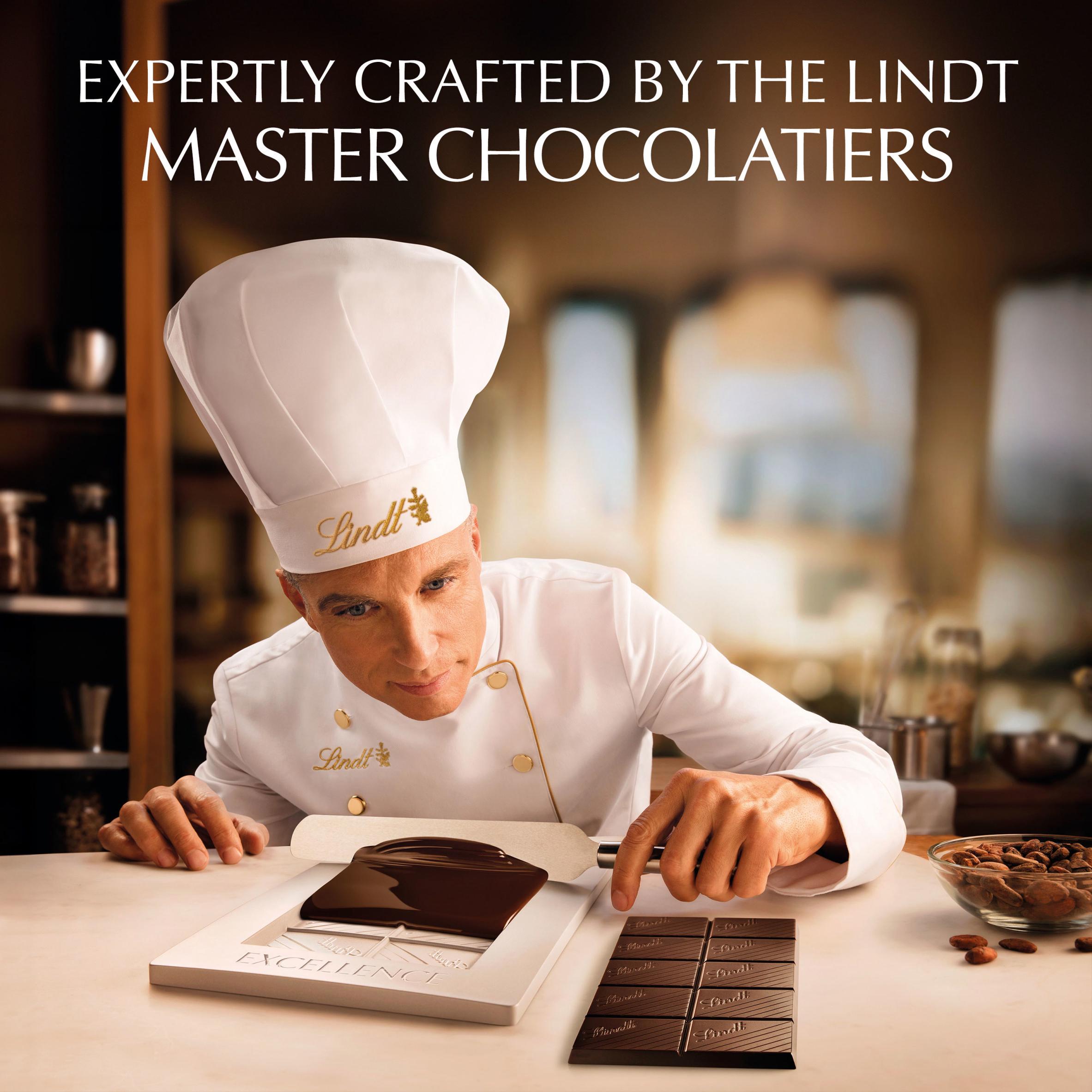 Lindt Excellence Intense Dark 90% Cocoa Chocolate Bar 100g thumbnail 5
