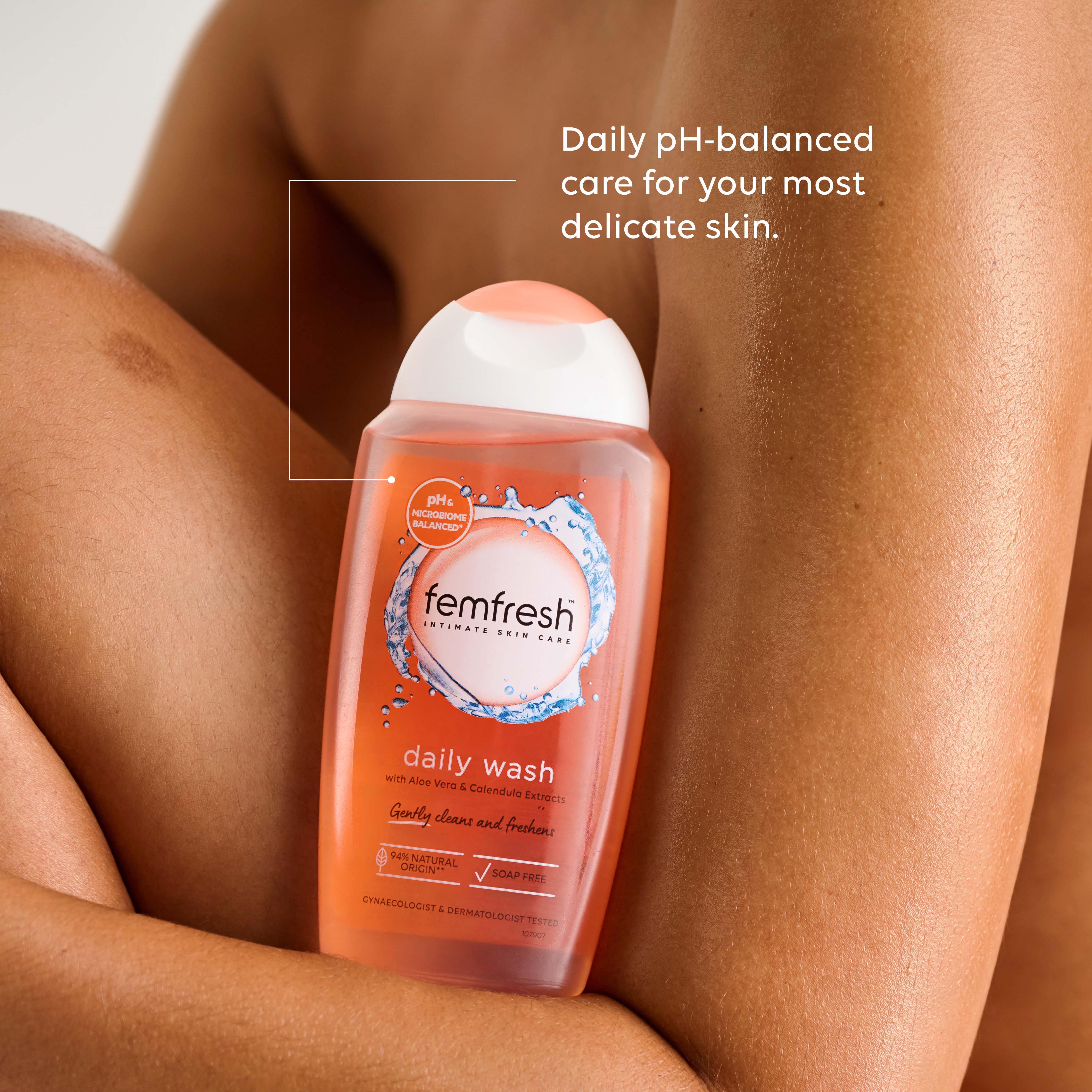 Femfresh Intimate Hygiene Daily Intimate Wash 250ml thumbnail 2