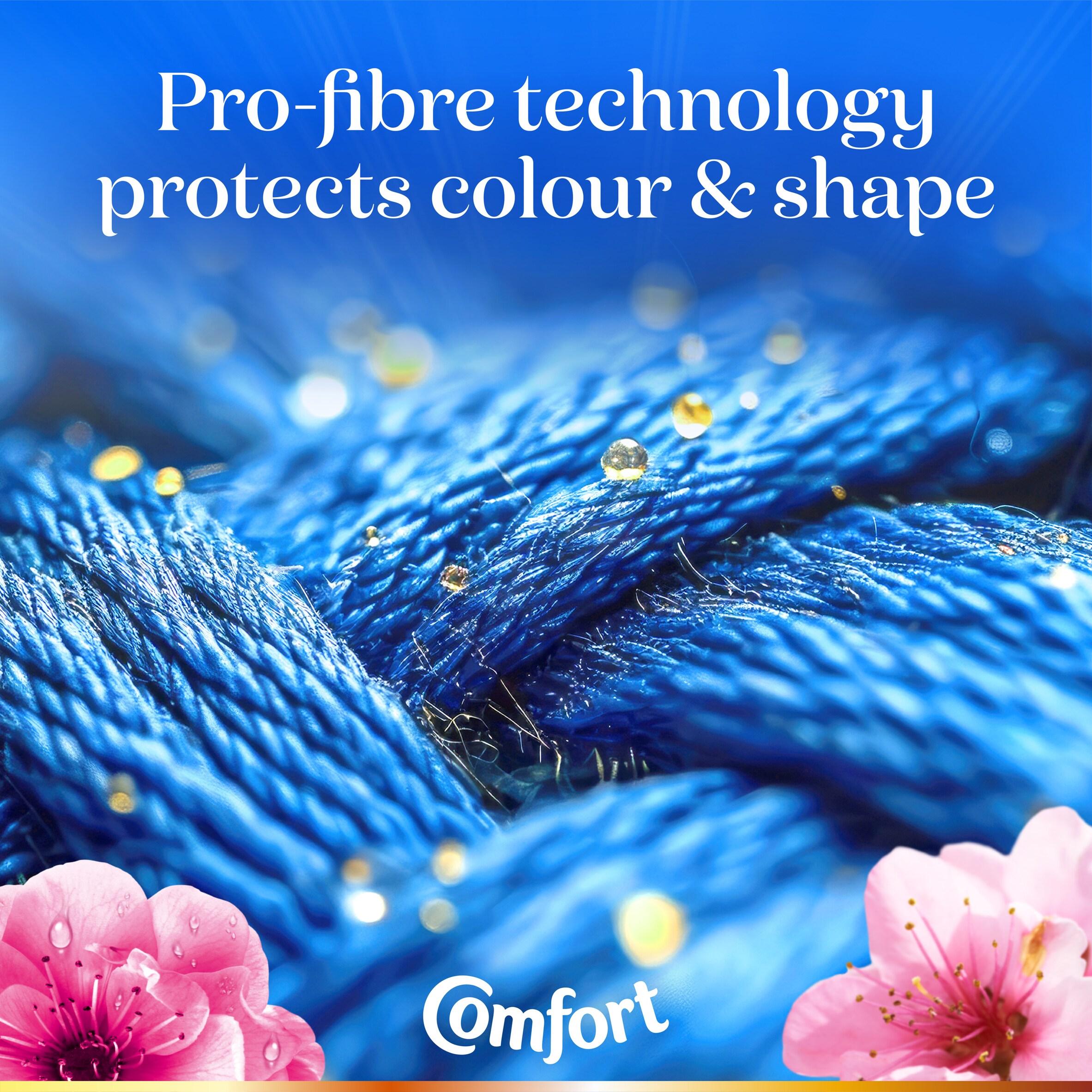 Comfort Ultra Fresh & Protect Sakura Dreams Fabric Conditioner 58 washes 870ml thumbnail 4