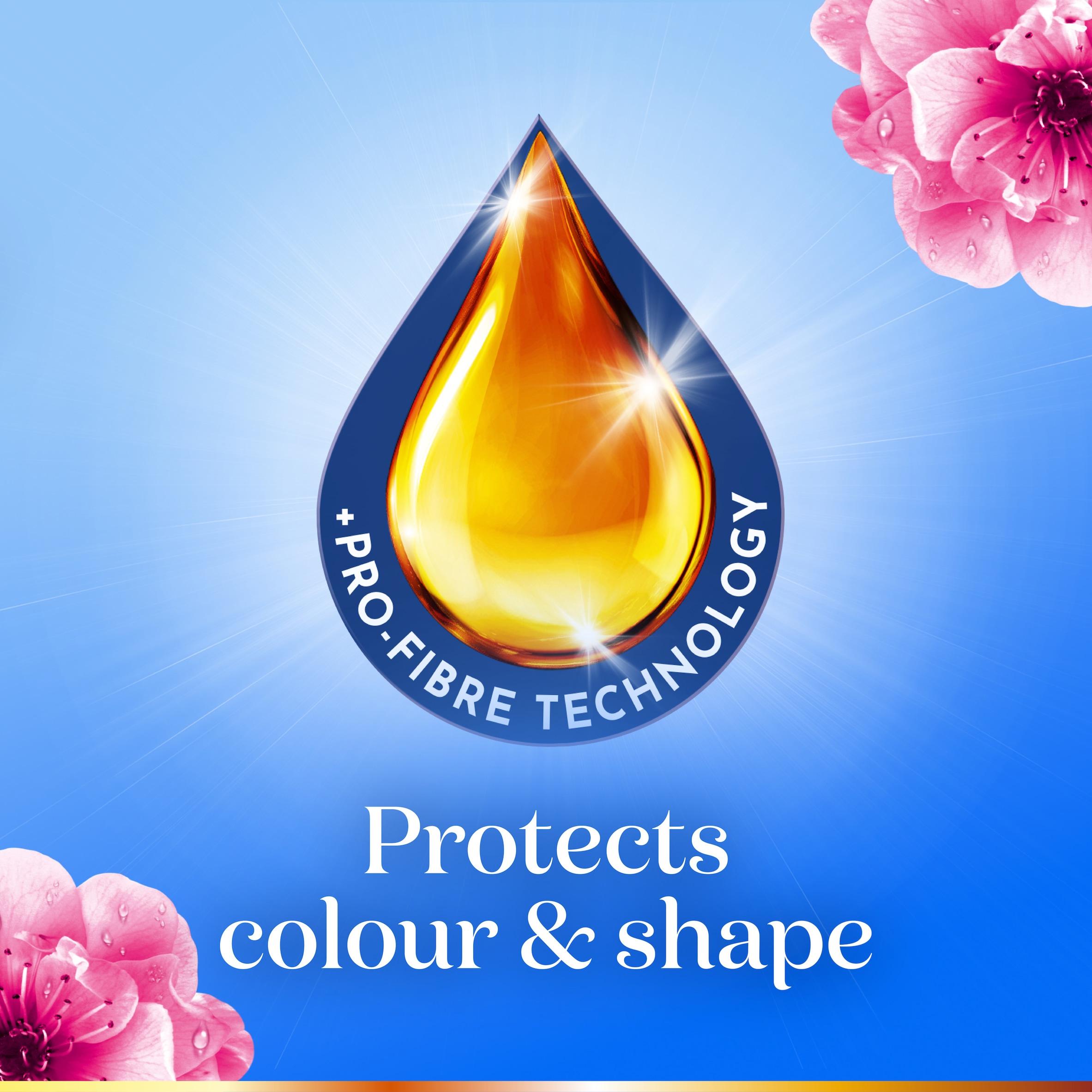 Comfort Ultra Fresh & Protect Sakura Dreams Fabric Conditioner 58 washes 870ml thumbnail 6