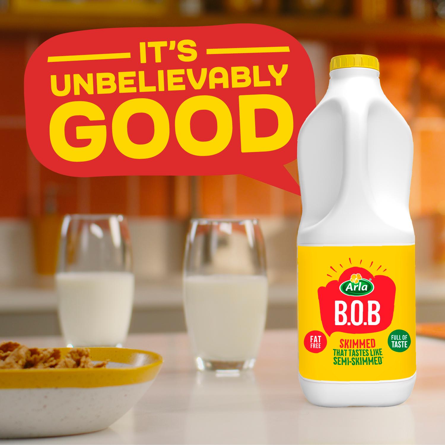 Arla Bob Skimmed Milk Tastes like Semi Skimmed 2L thumbnail 3
