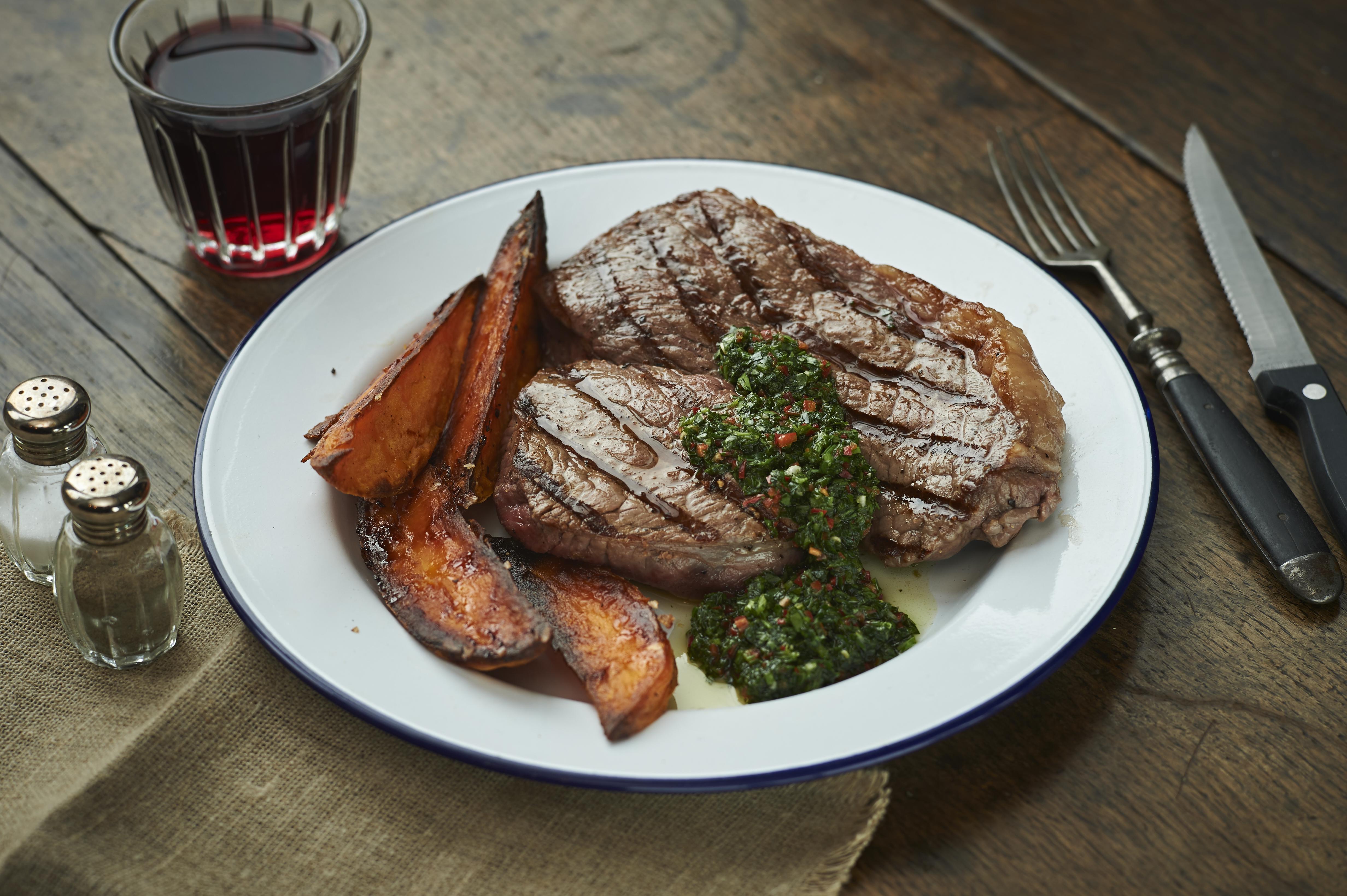 Sainsbury's British or Irish 21 Day Matured Rump Steak 225g thumbnail 3