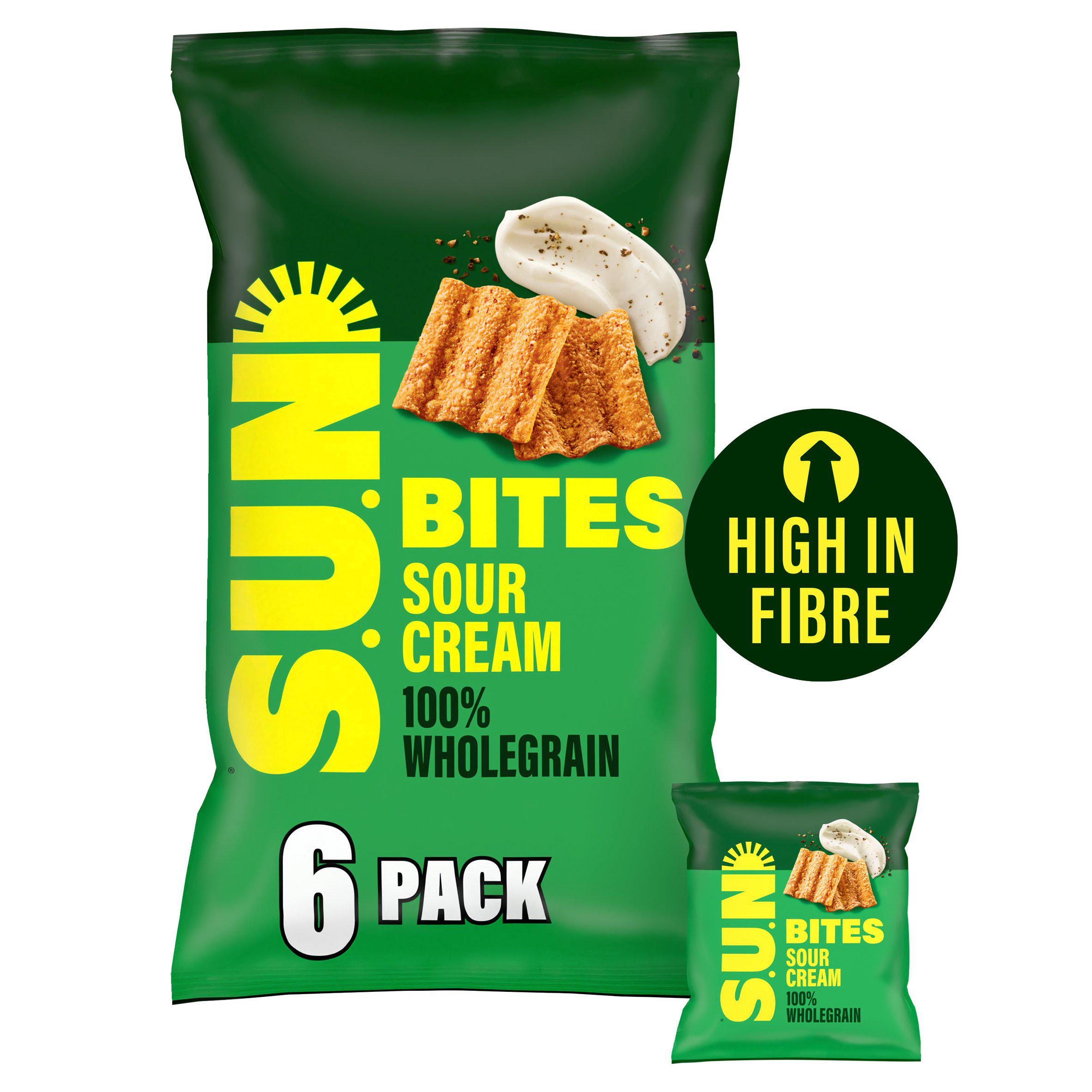 Walkers Sunbites Sour Cream & Cracked Black Pepper Multipack Crisps 6x25g