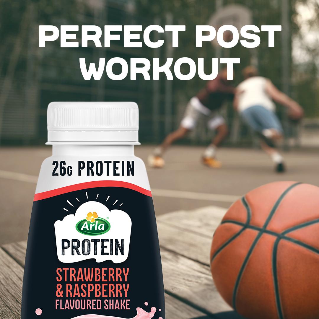 Arla Protein 482ml Strawberry & Raspberry Flavoured Milk thumbnail 2