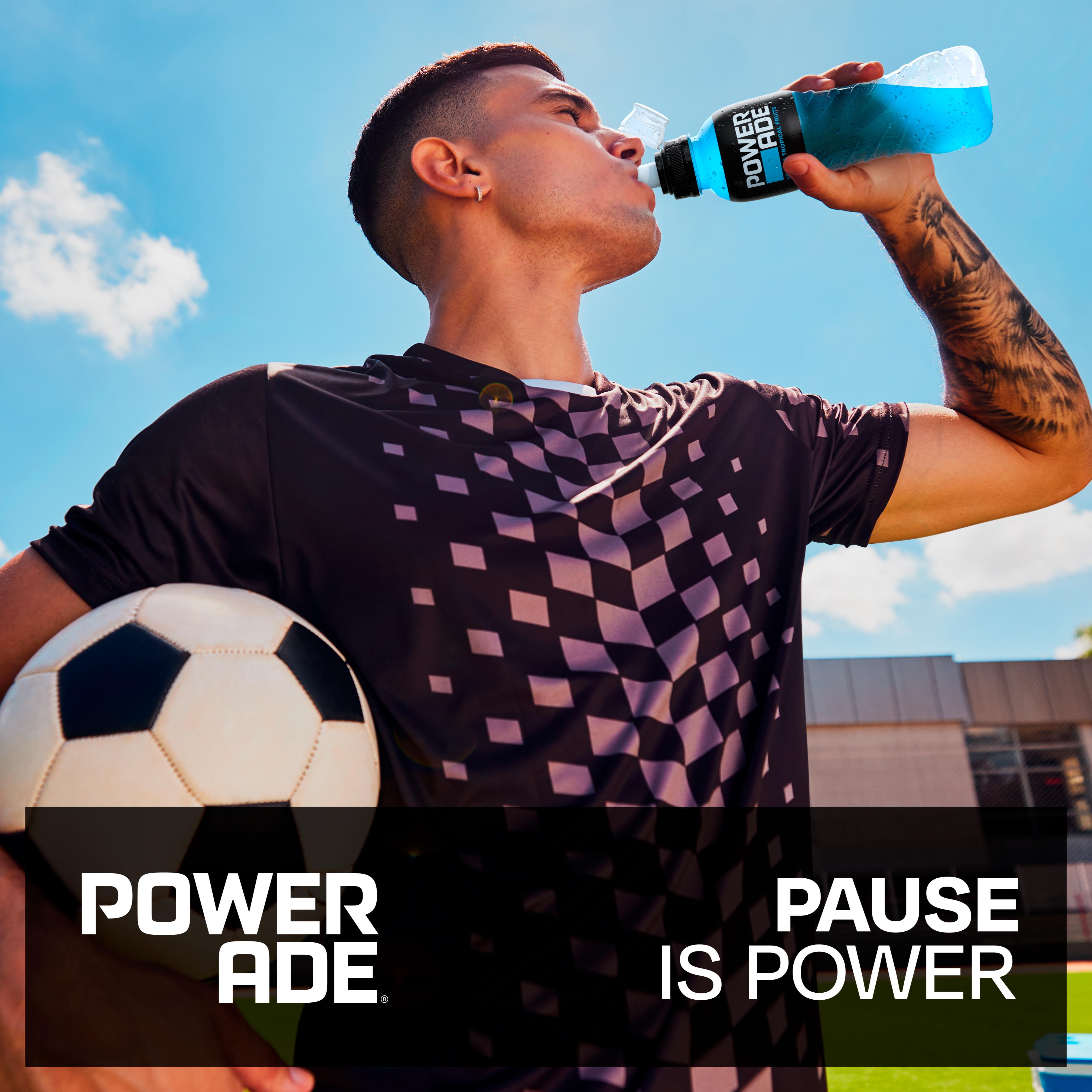 Powerade Berry & Tropical Sports Drink 500ml thumbnail 2