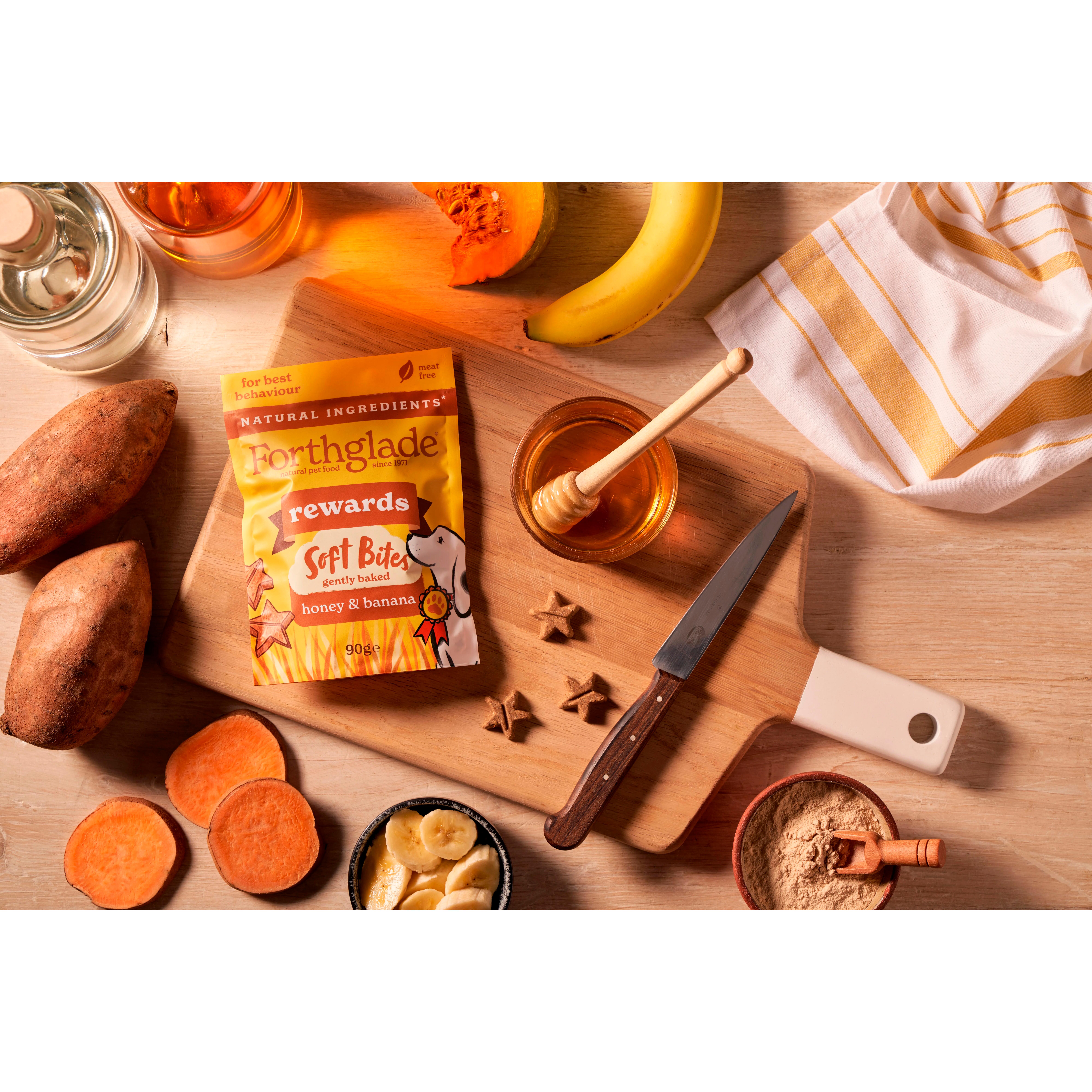Forthglade Rewards Natural Treats for Dogs Honey & Banana 90g thumbnail 3