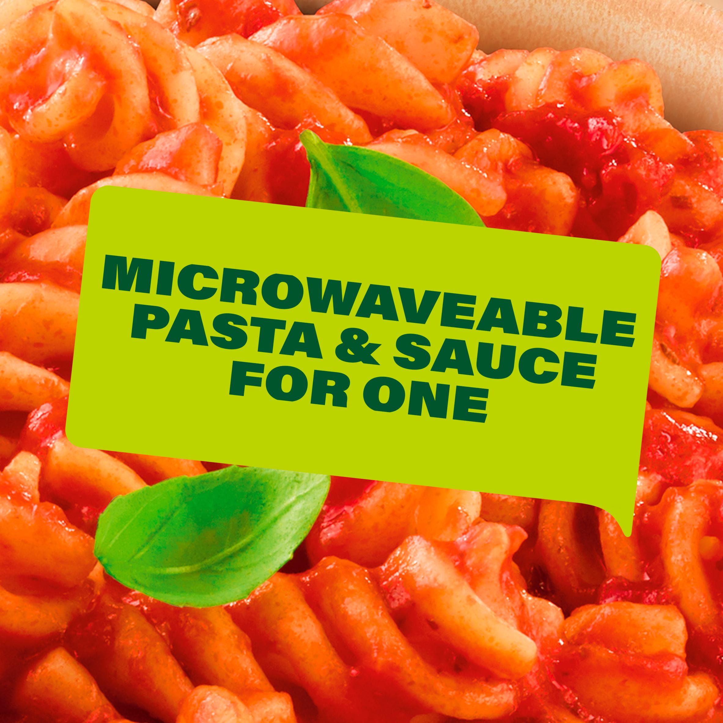 Dolmio Pronto 200g Tomato & Chilli Sauce Microwave Fusilli Pasta Ready Meal thumbnail 5