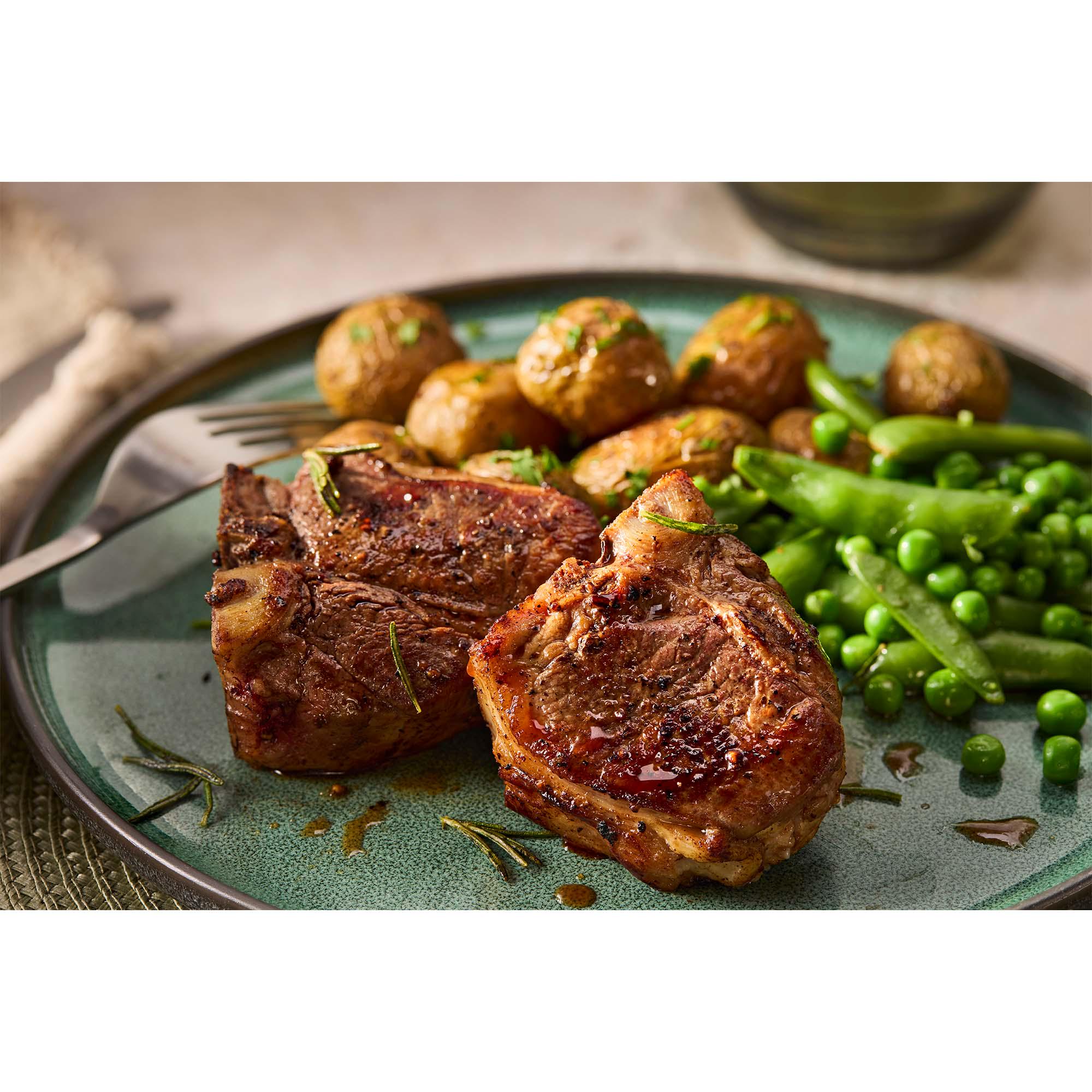 Sainsbury's Welsh Hill Thick Lamb T-Bone Steak, Taste the Difference (Approx. 550g) thumbnail 2