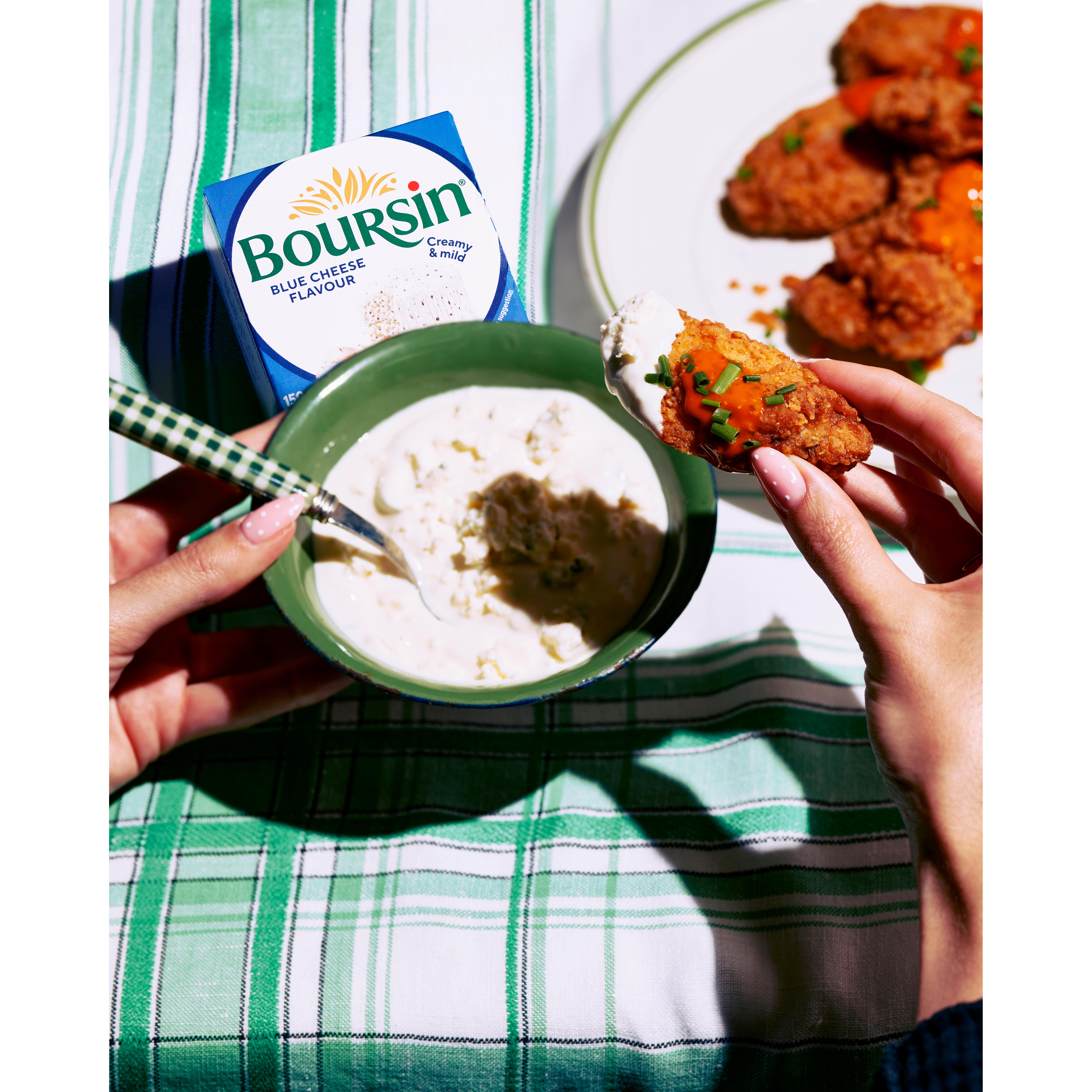 Boursin 150g Blue Flavour Soft French Cream Cheese thumbnail 5