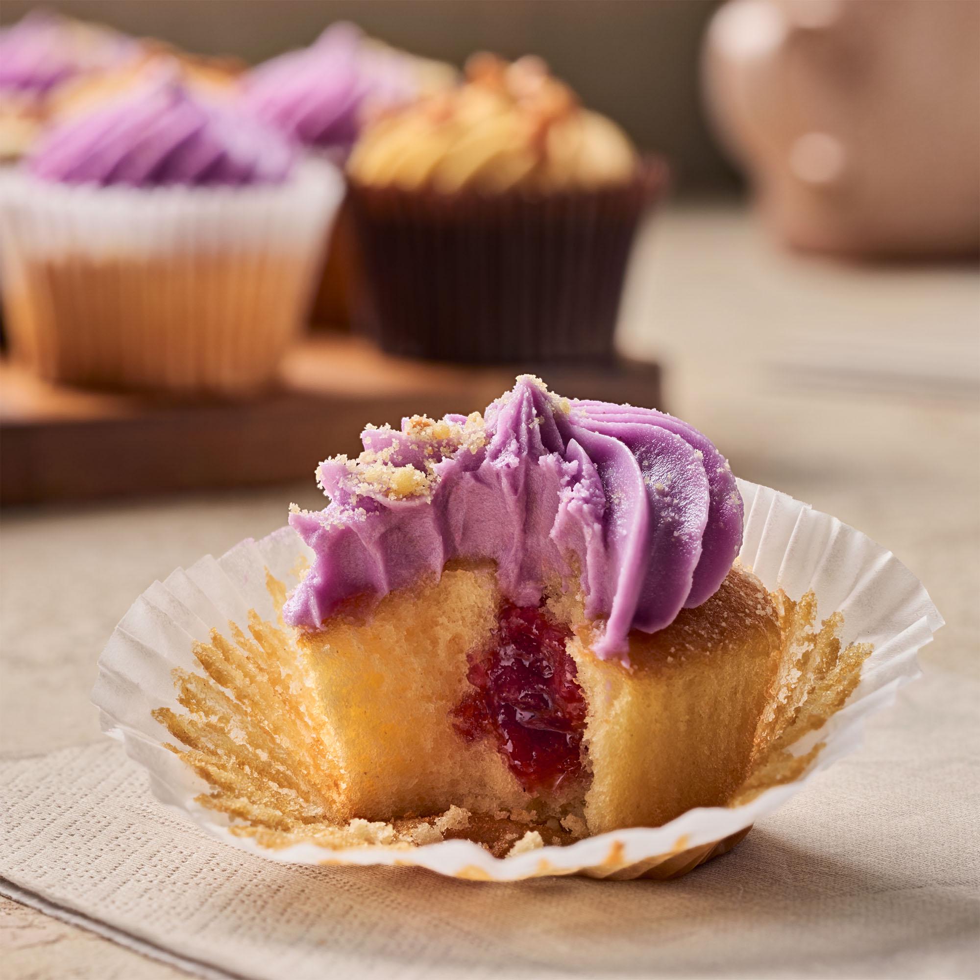 Sainsbury's 24 Piece Celebration Cupcake Selection, Taste the Difference thumbnail 2