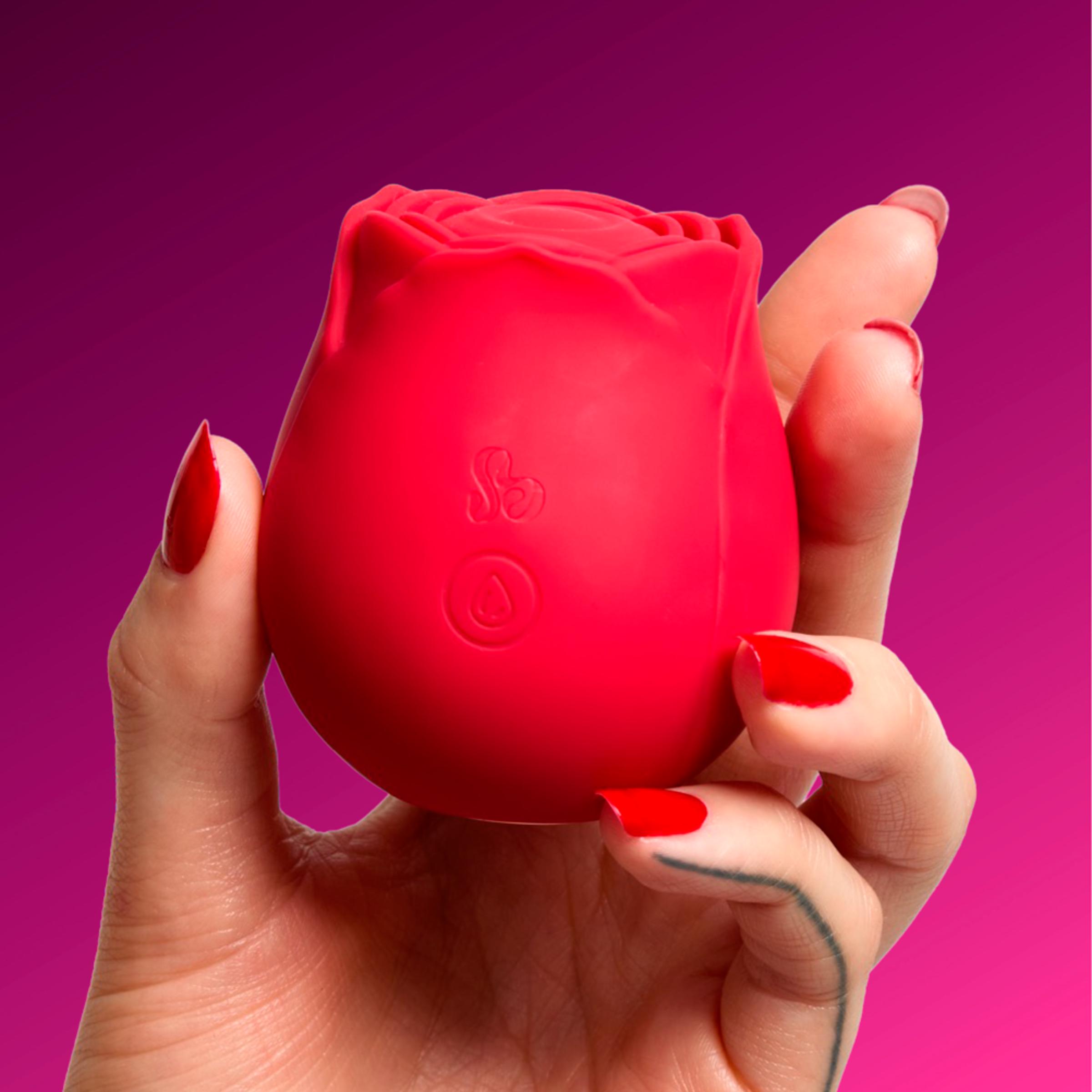 So Divine Date Night Rose Clitoral Stimulator thumbnail 2