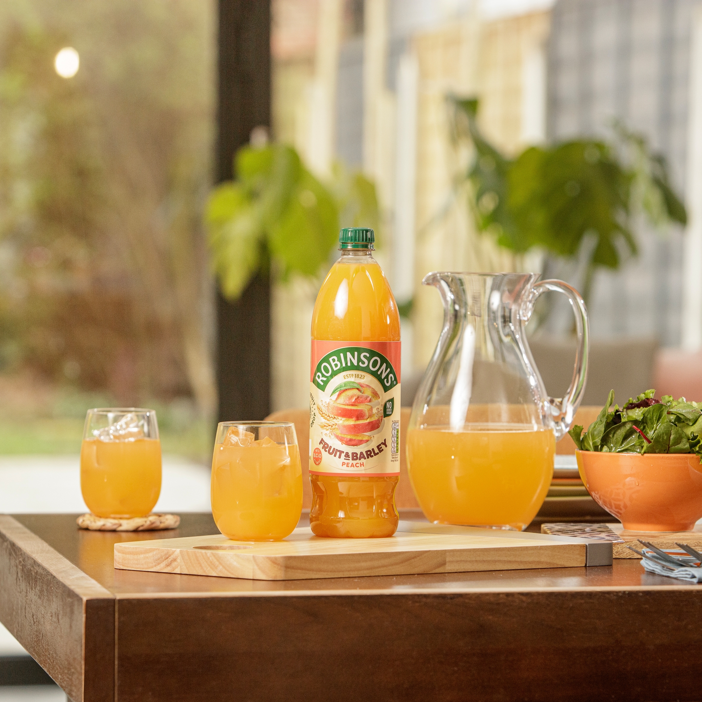 Robinsons Fruit & Barley with Vitamins Peach Squash 1L thumbnail 2