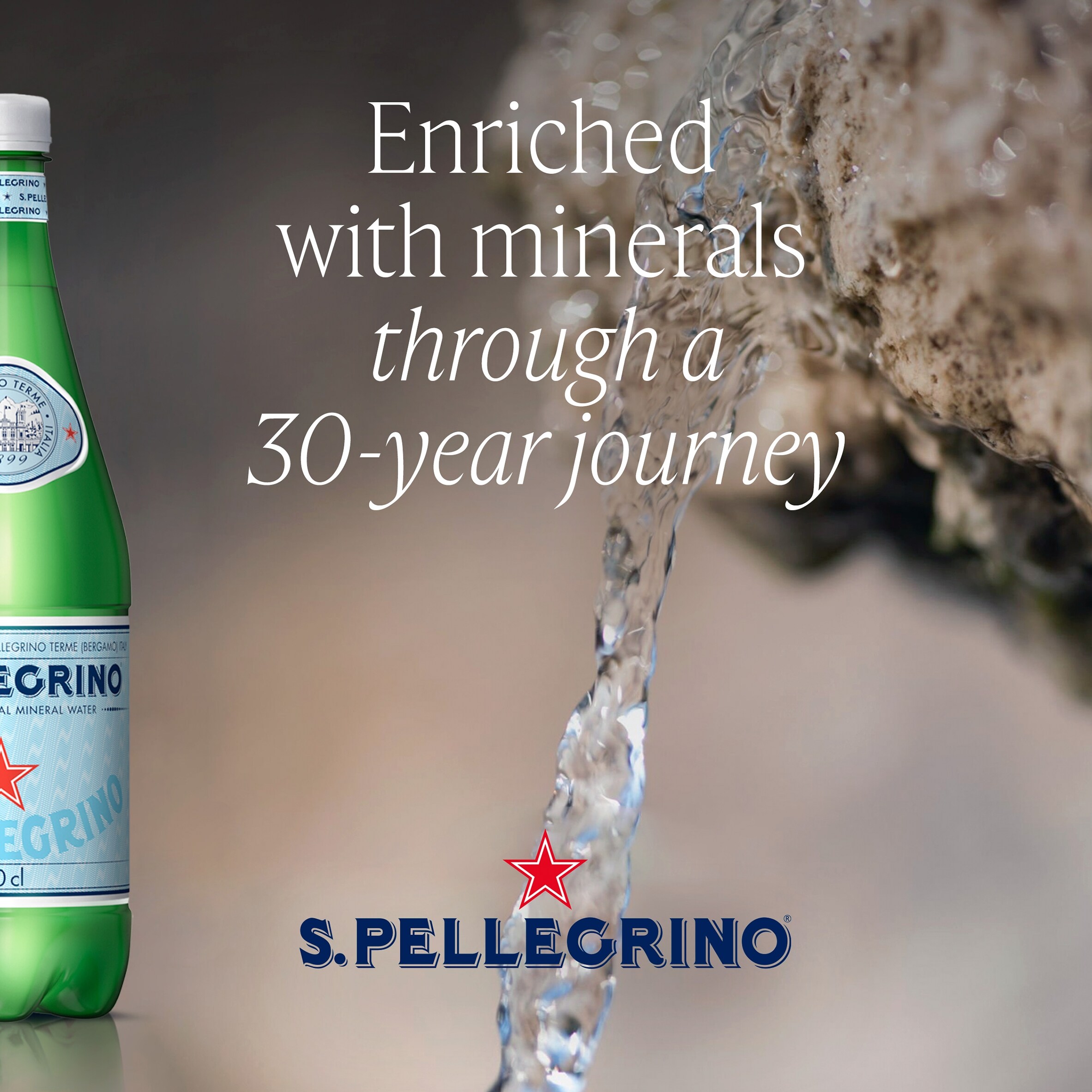 San Pellegrino Sparkling Natural Mineral Water Glass Bottle 750ml thumbnail 3