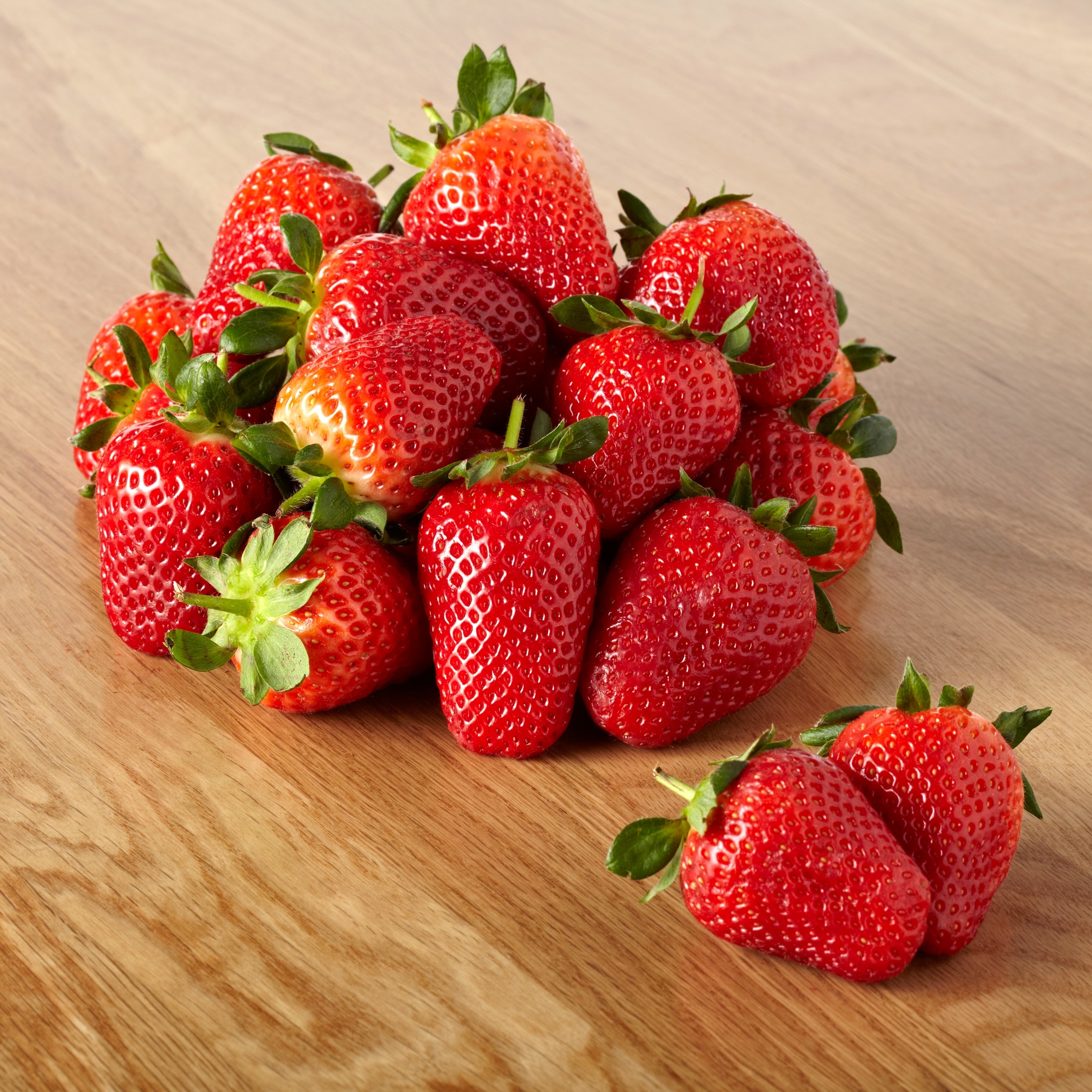 Tesco Strawberries 600G thumbnail 2