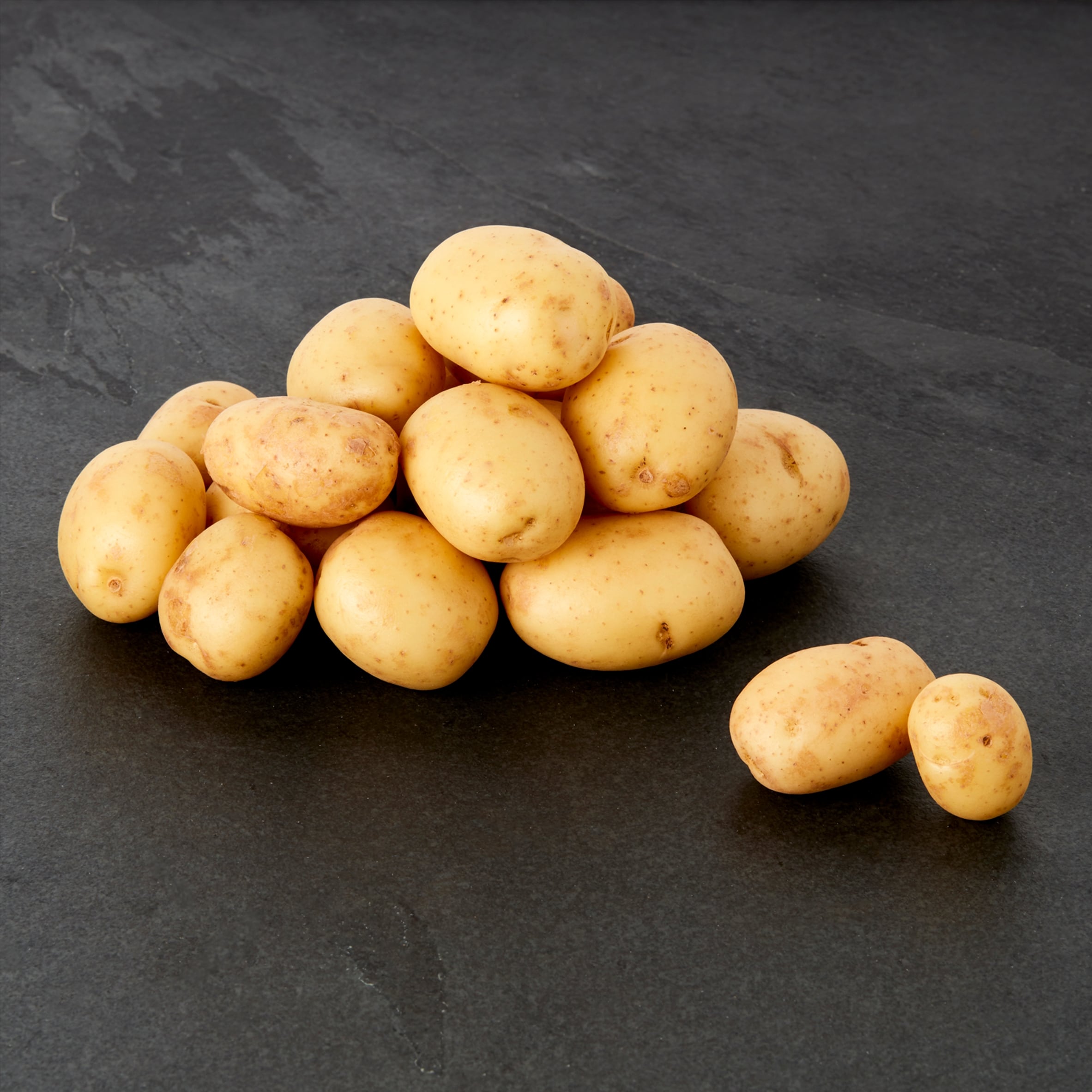 Tesco Organic Baby Potatoes 750G thumbnail 2