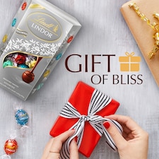 Lindt Lindor Silver Assorted Chocolate Truffles Box 337g thumbnail 4