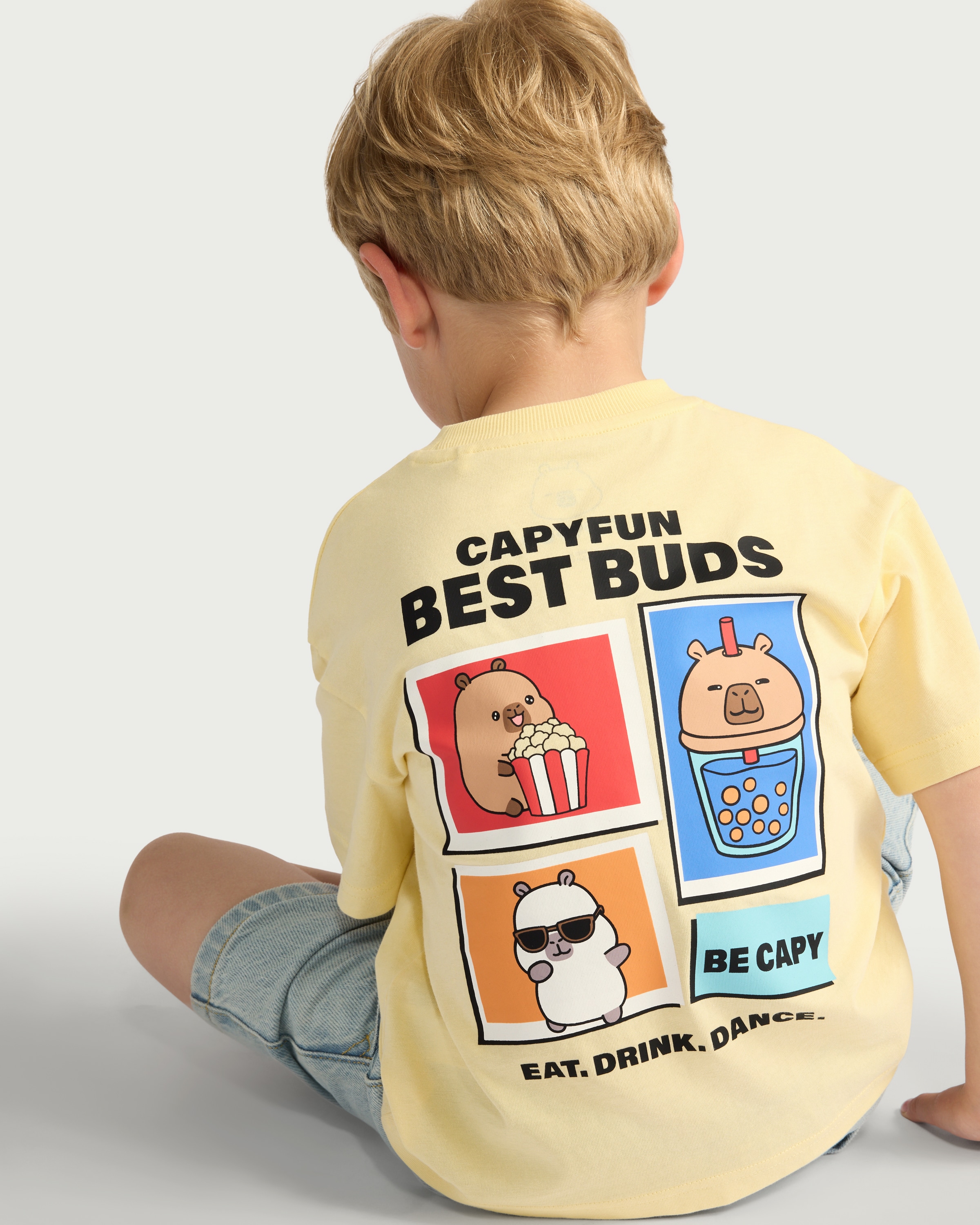 Capyfun Pure Cotton Capybara Best Buds T-Shirt in Yellow