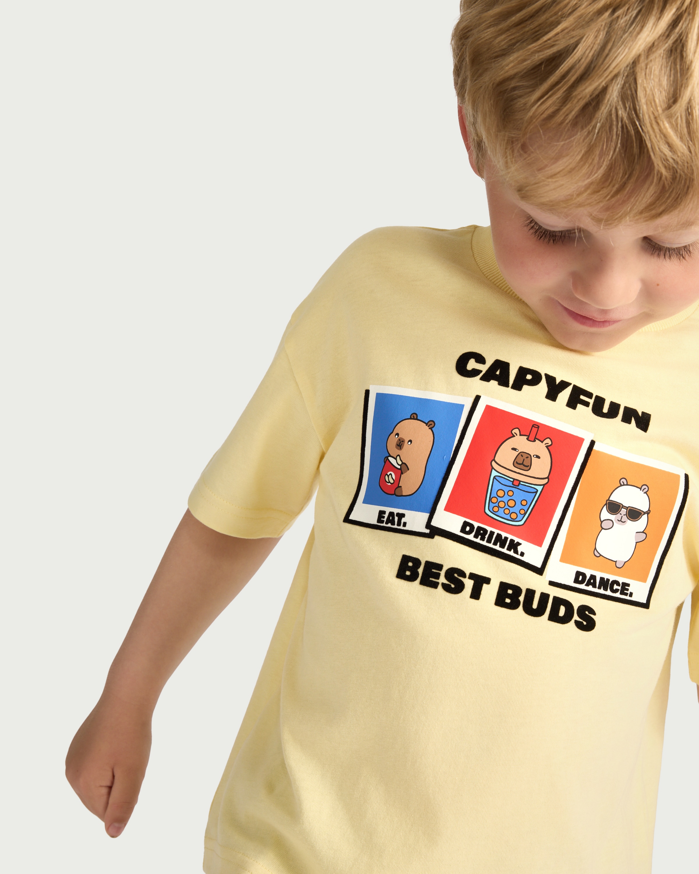 Capyfun Pure Cotton Capybara Best Buds T-Shirt in Yellow thumbnail 3