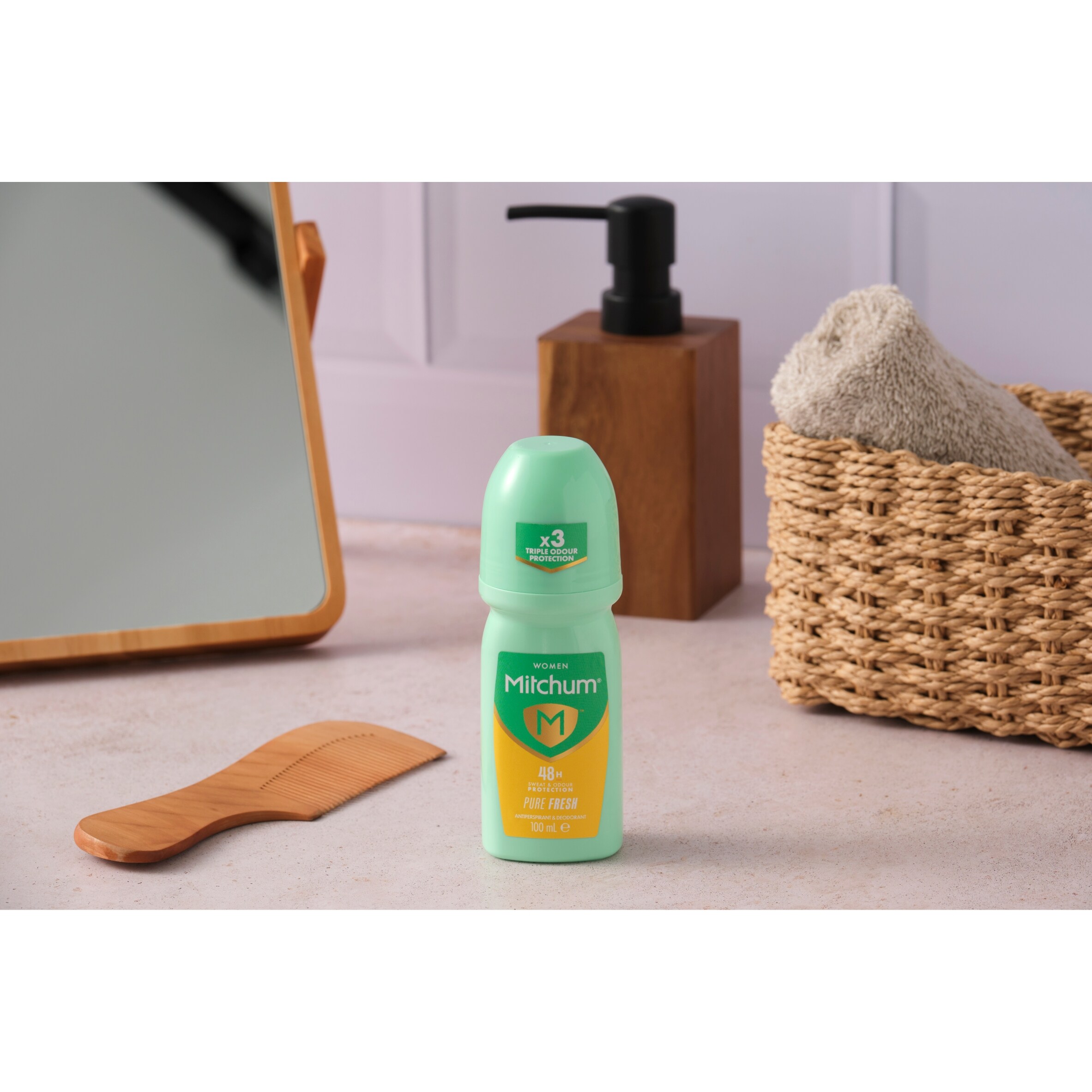 Mitchum Pure Fresh Roll On 100Ml thumbnail 2