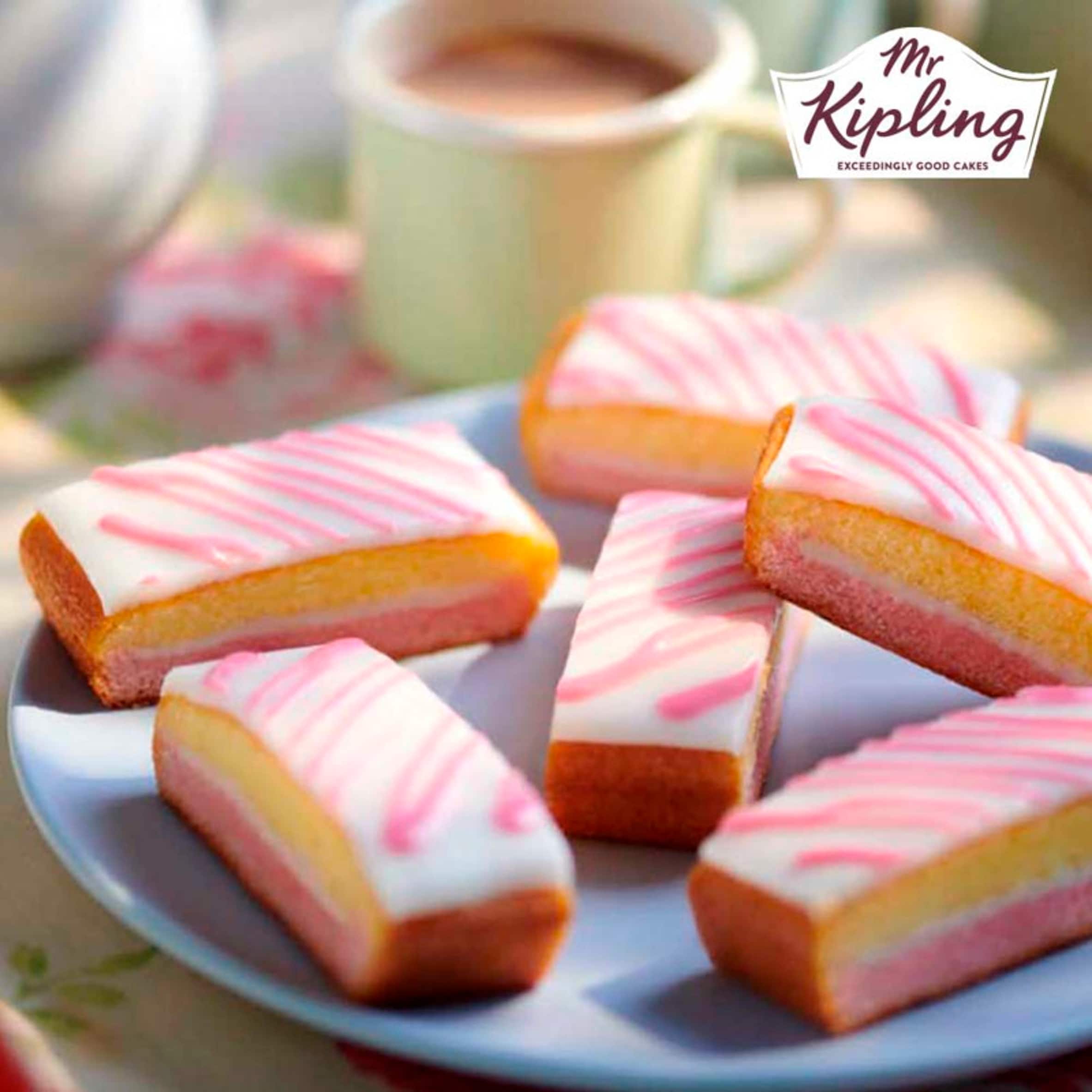 Mr Kipling Angel Cake Slices 6 Pack thumbnail 3