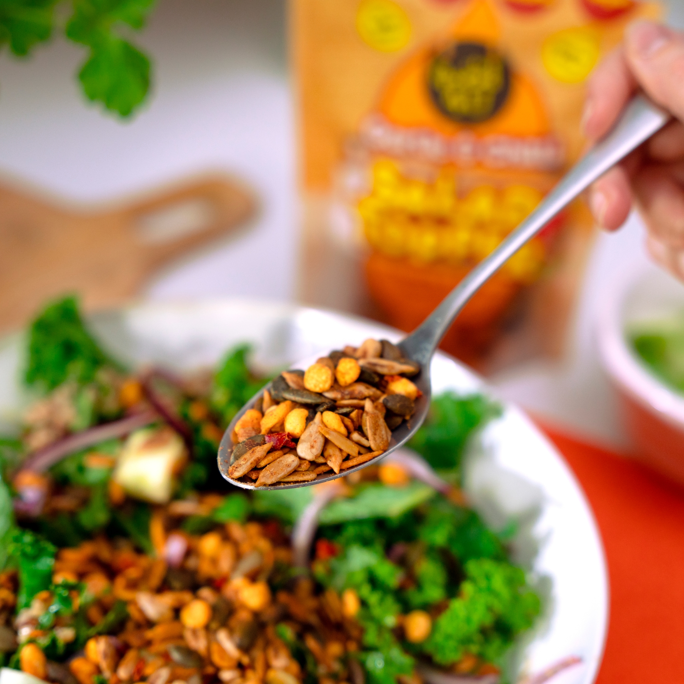 Good4U Garlic & Chilli Salad Topper 125g thumbnail 2