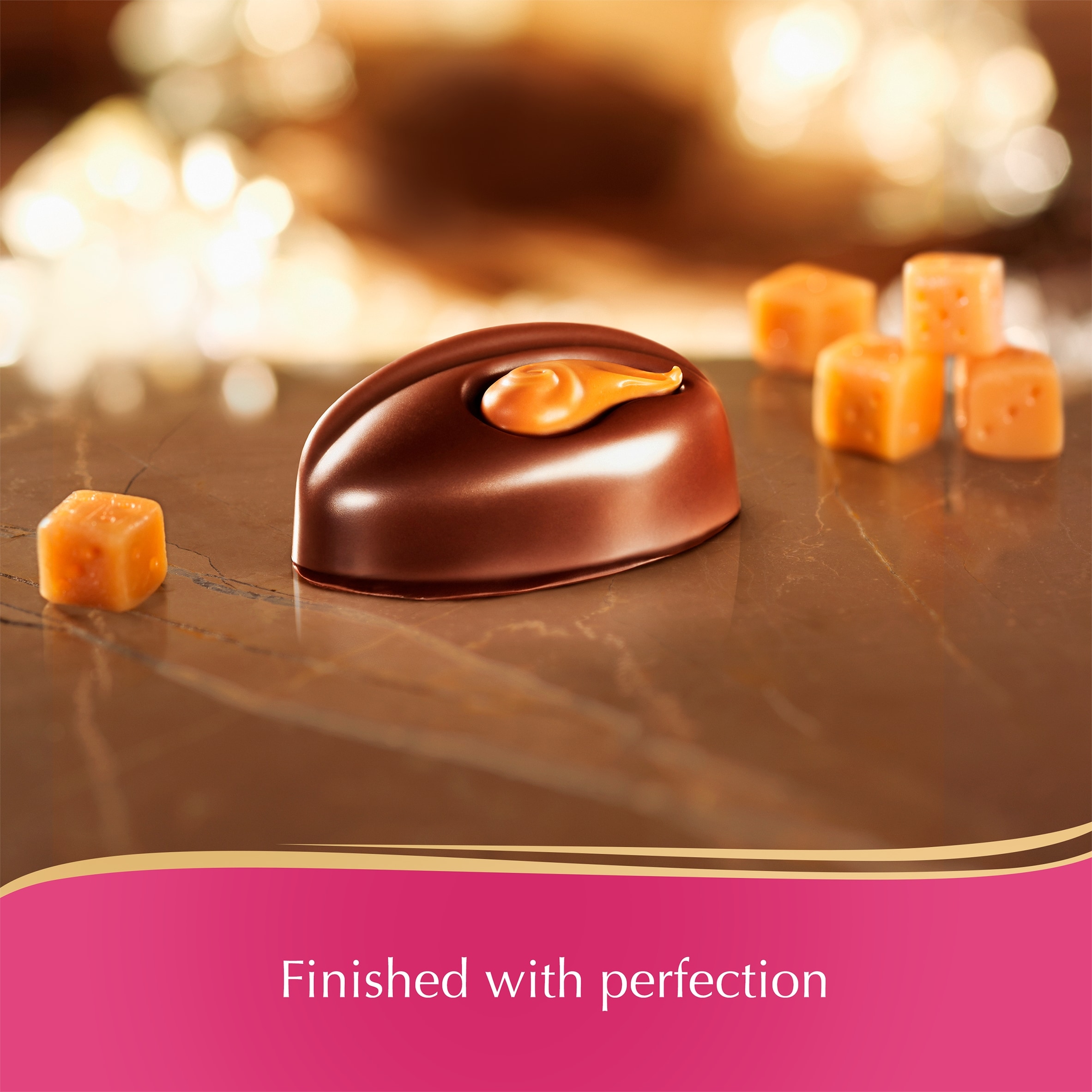Lindt Master Chocolatier Collection Chocolate Box 320g thumbnail 3