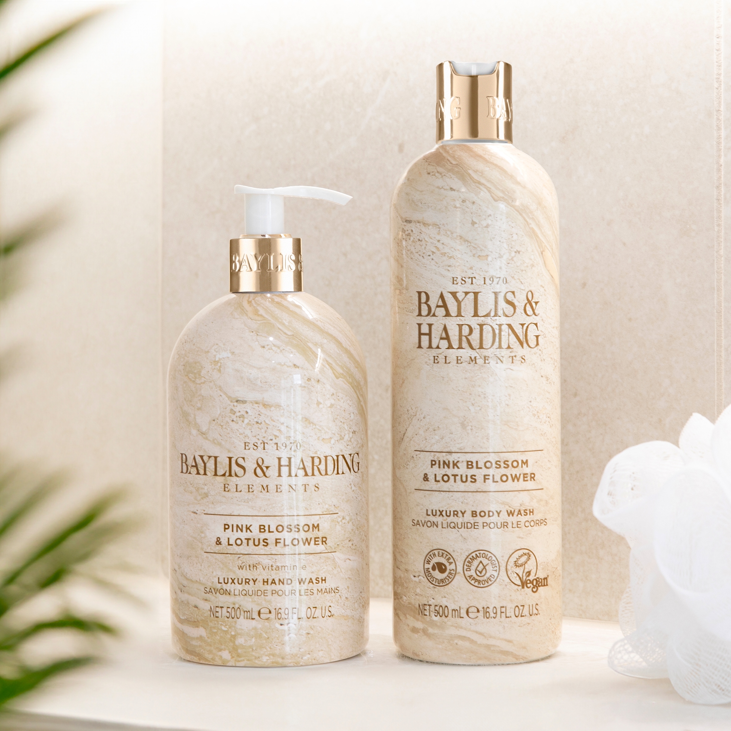 Baylis & Harding Blossom & Lotus Flower Body Wash 500Ml thumbnail 4