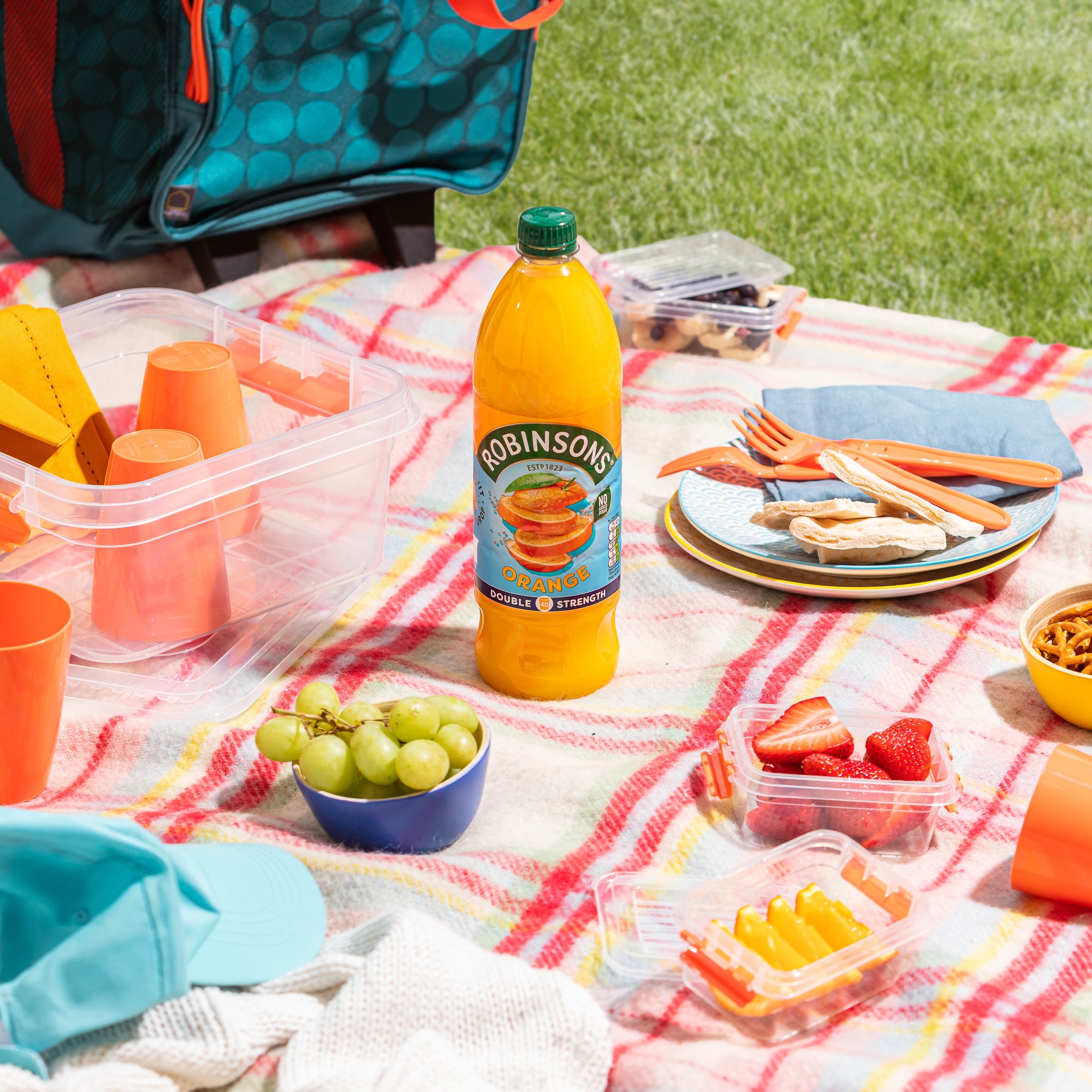 Robinsons Double Strength Orange No Added Sugar Squash 1L thumbnail 2