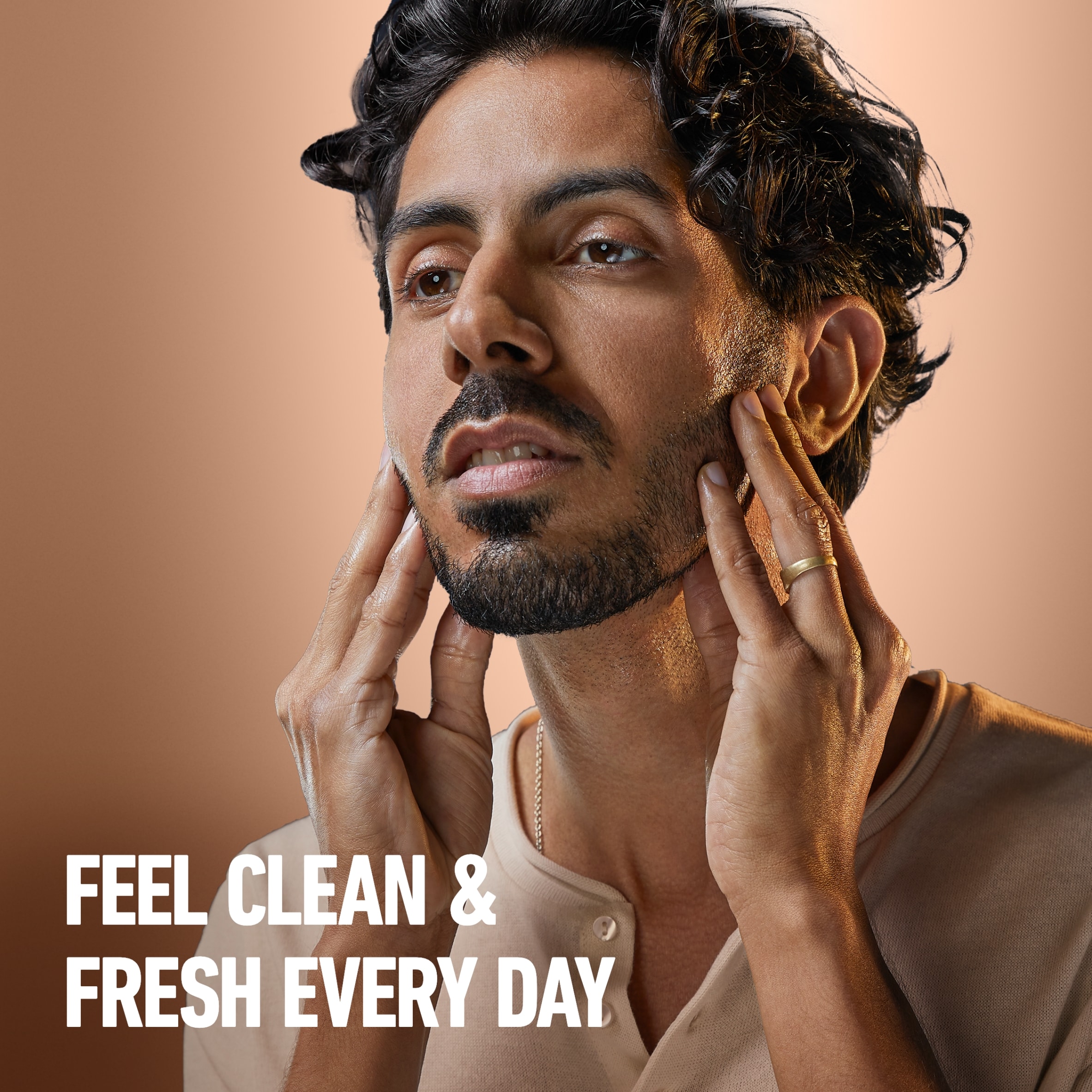 King C. Gillette 3in1 Beard, Face & Hair Wash, With King C. Gillette Signature Scent,350ml thumbnail 3