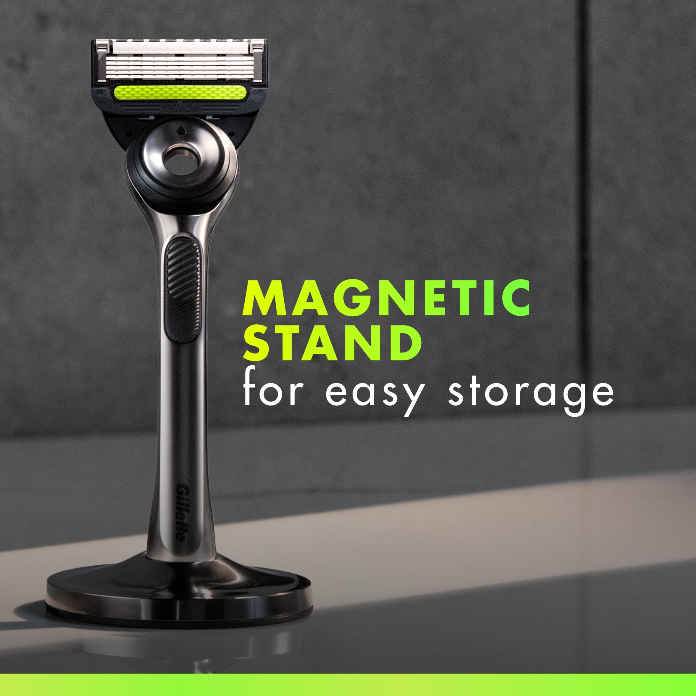 Gillette Labs Men's Razor with Magnetic Stand thumbnail 2