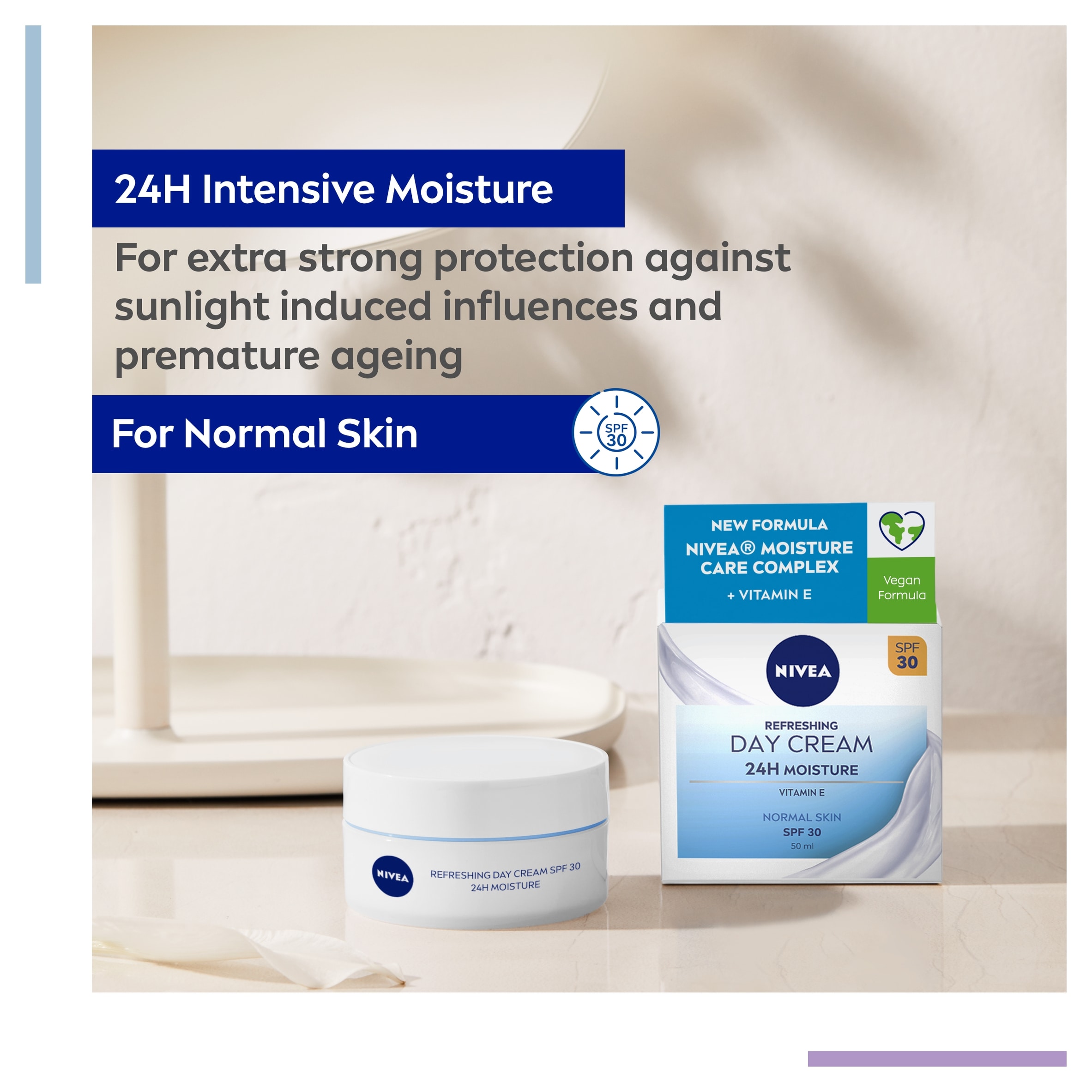 NIVEA Refreshing Day Cream Moisturiser SPF30 Normal Skin 50ml  thumbnail 3