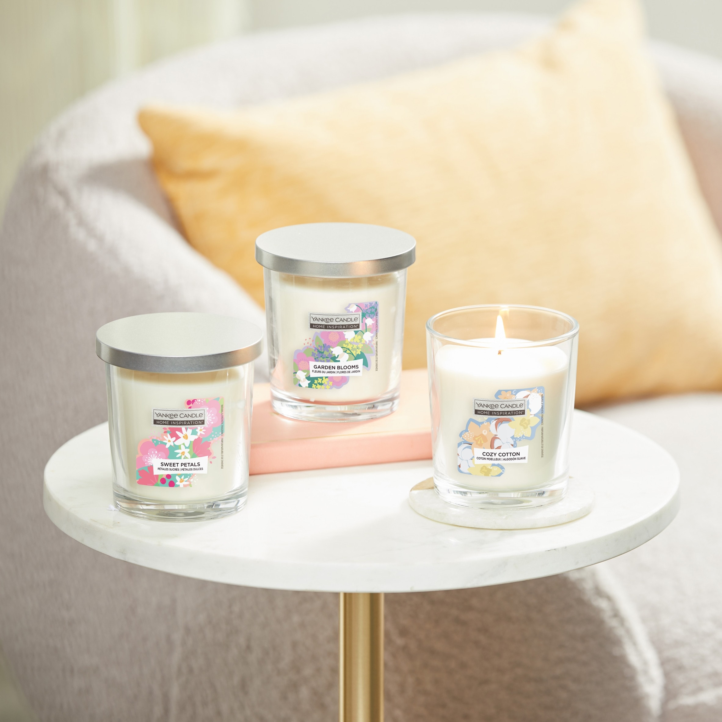 Yankee Garden Blooms Candle 200G thumbnail 3
