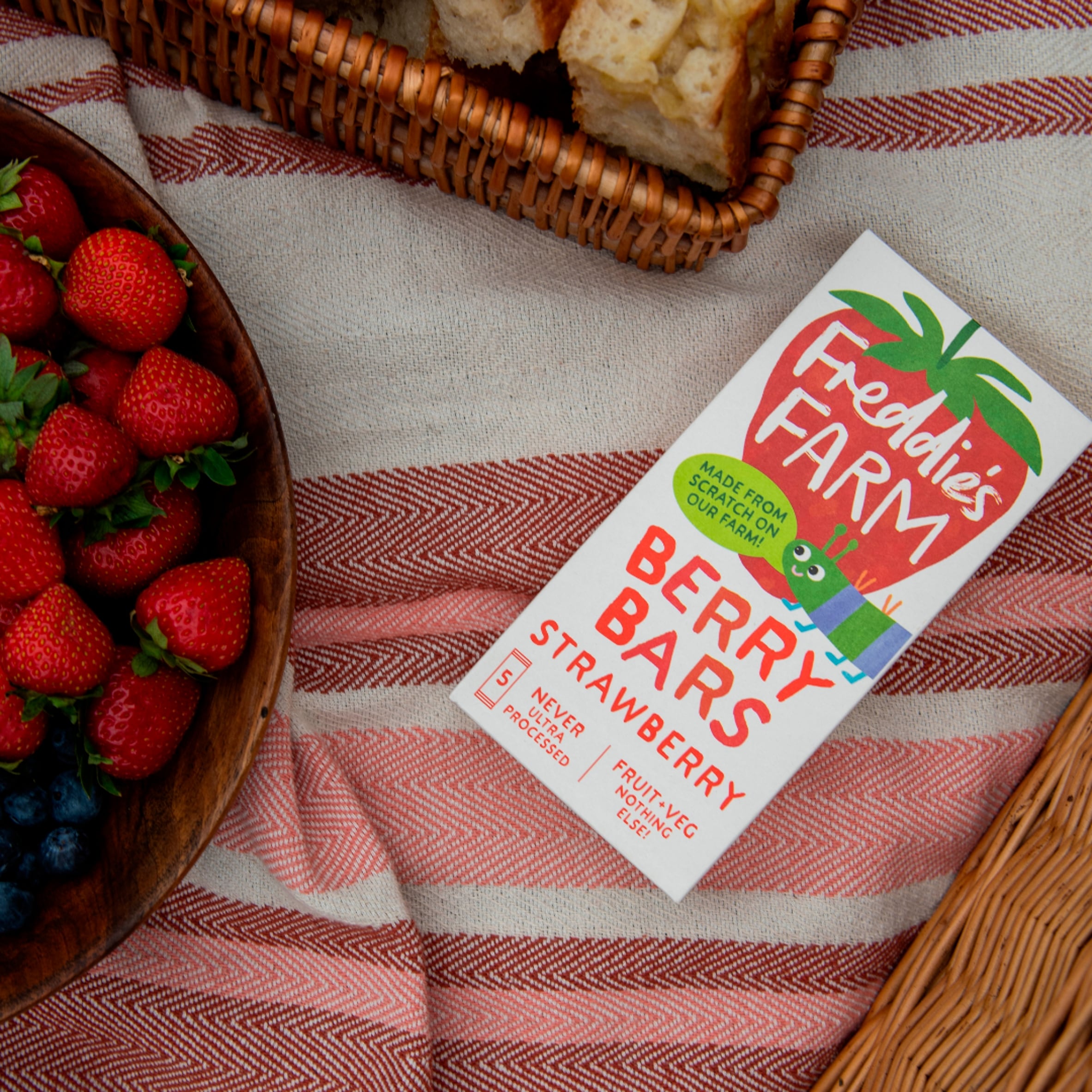 Freddie's Farm Berry Bars - Strawberry 5 x 20g thumbnail 5