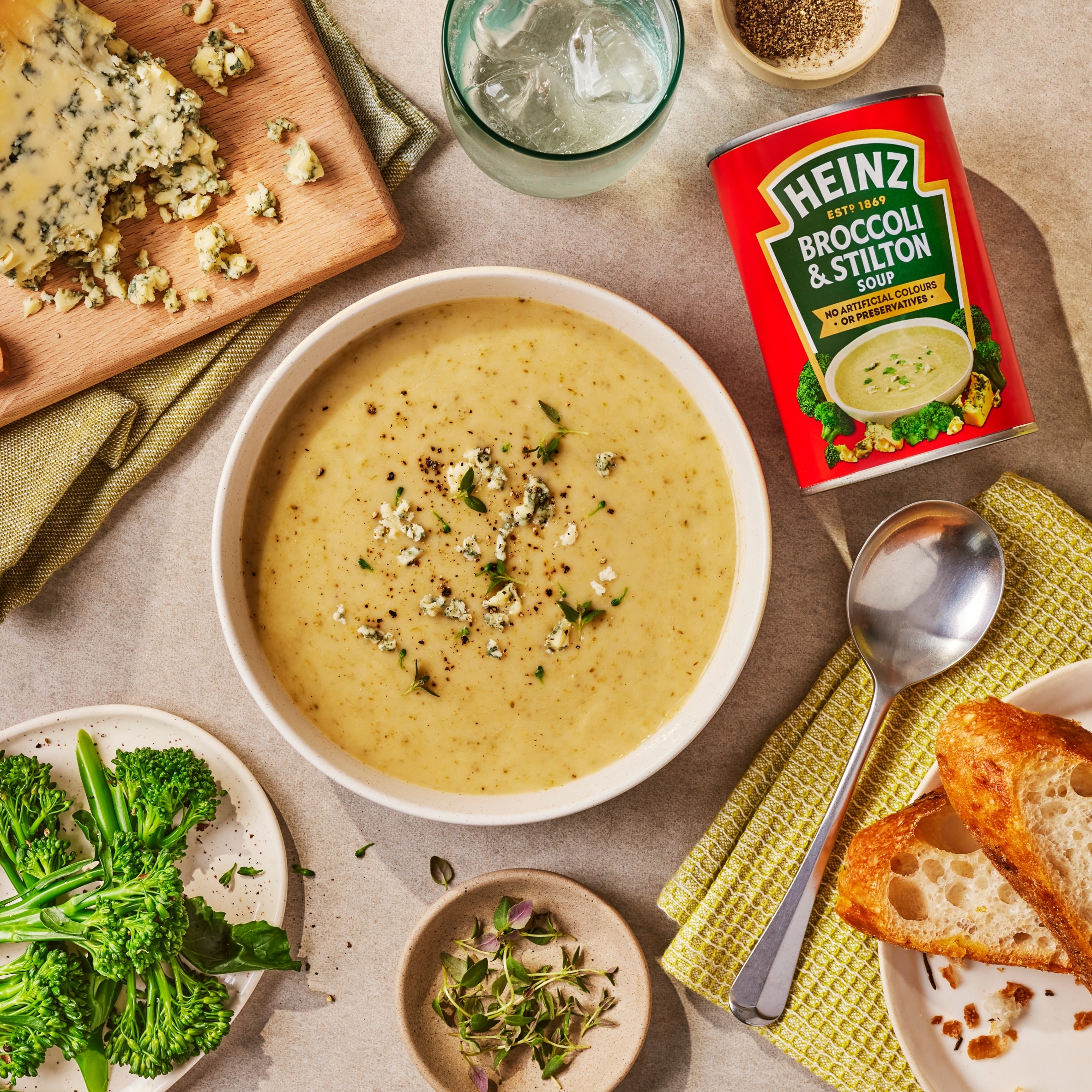 Heinz Broccoli & Stilton Soup 400G thumbnail 3
