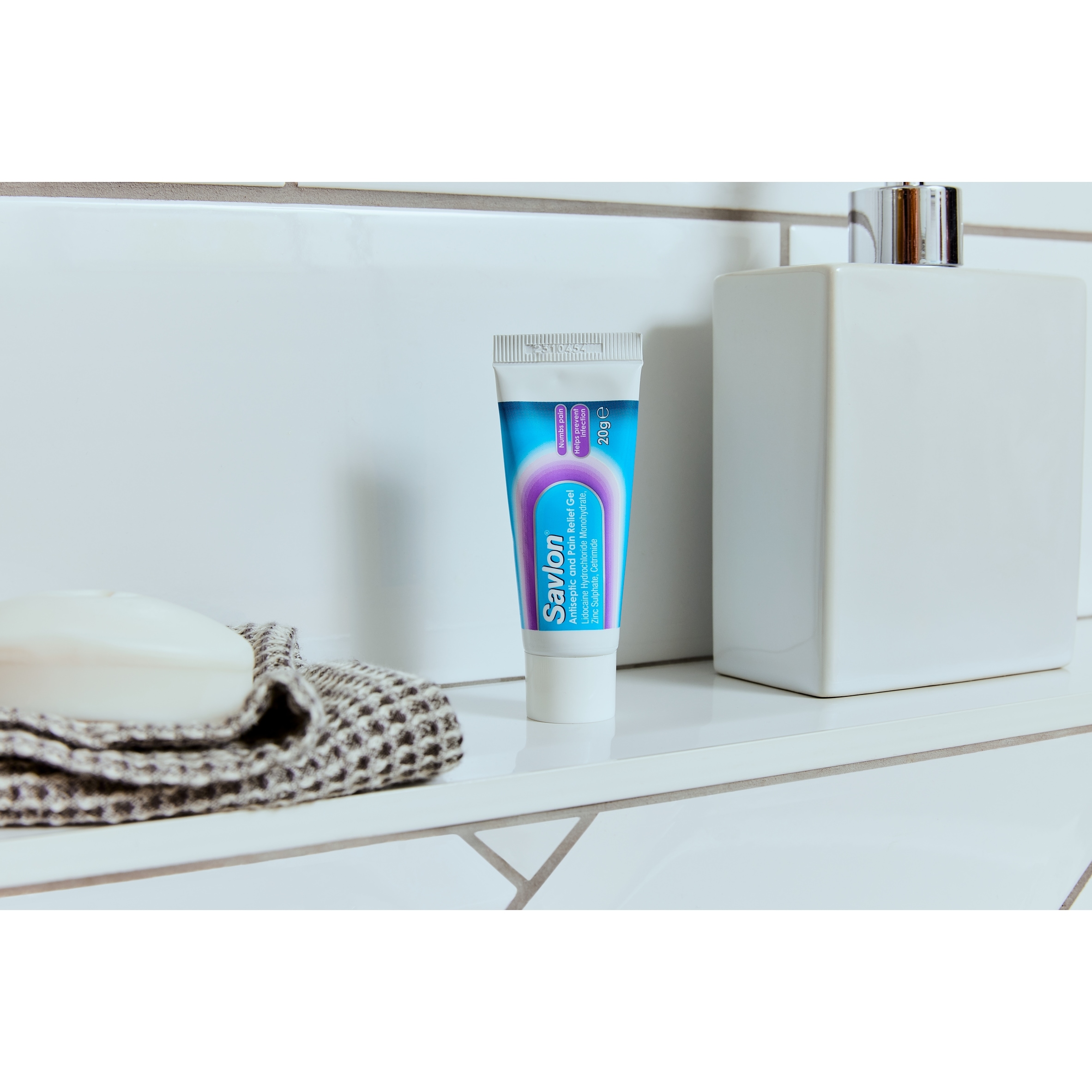 Savlon Antiseptic and Pain Relief Gel 20g thumbnail 5