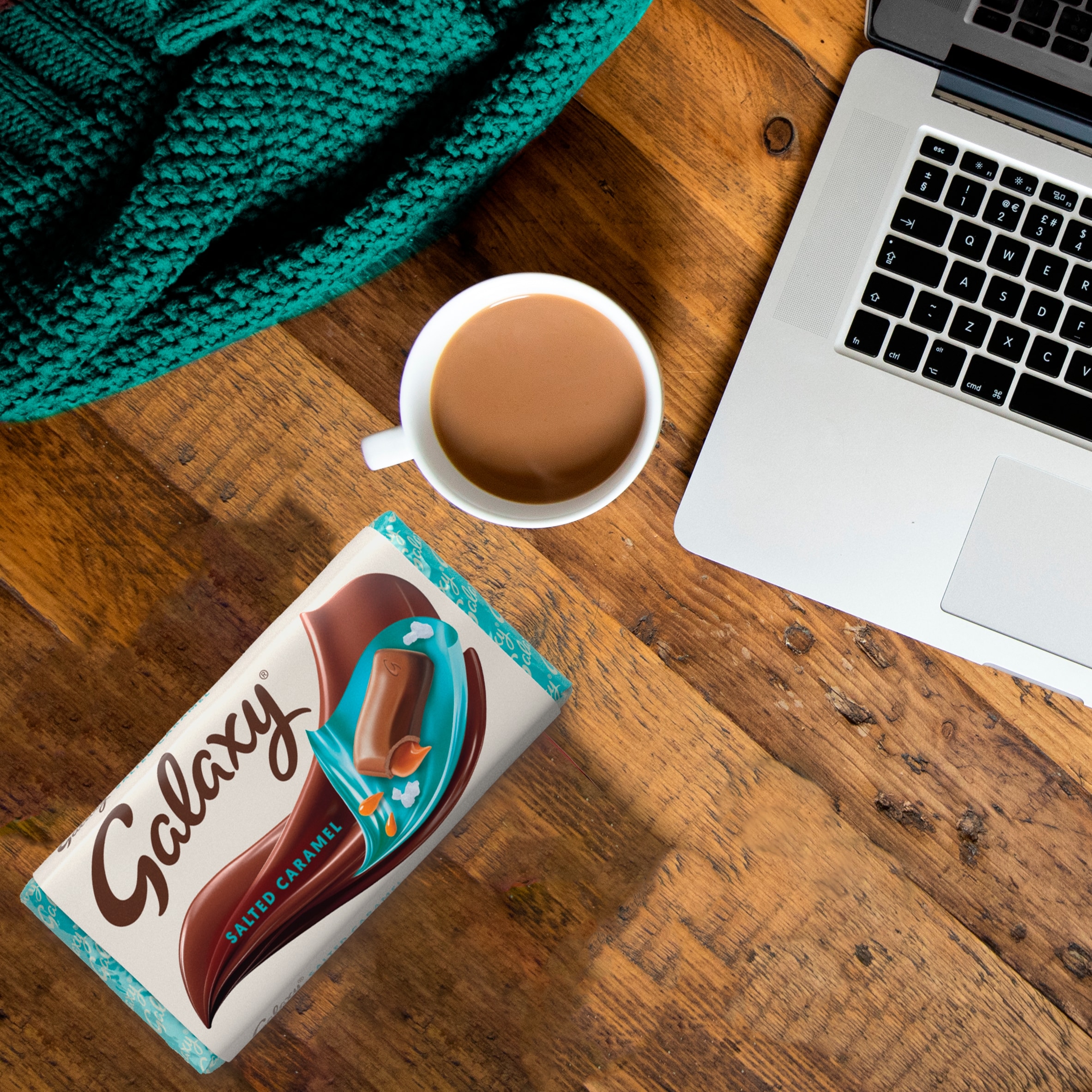 Galaxy Salted Caramel & Milk Chocolate Bar 135g thumbnail 4