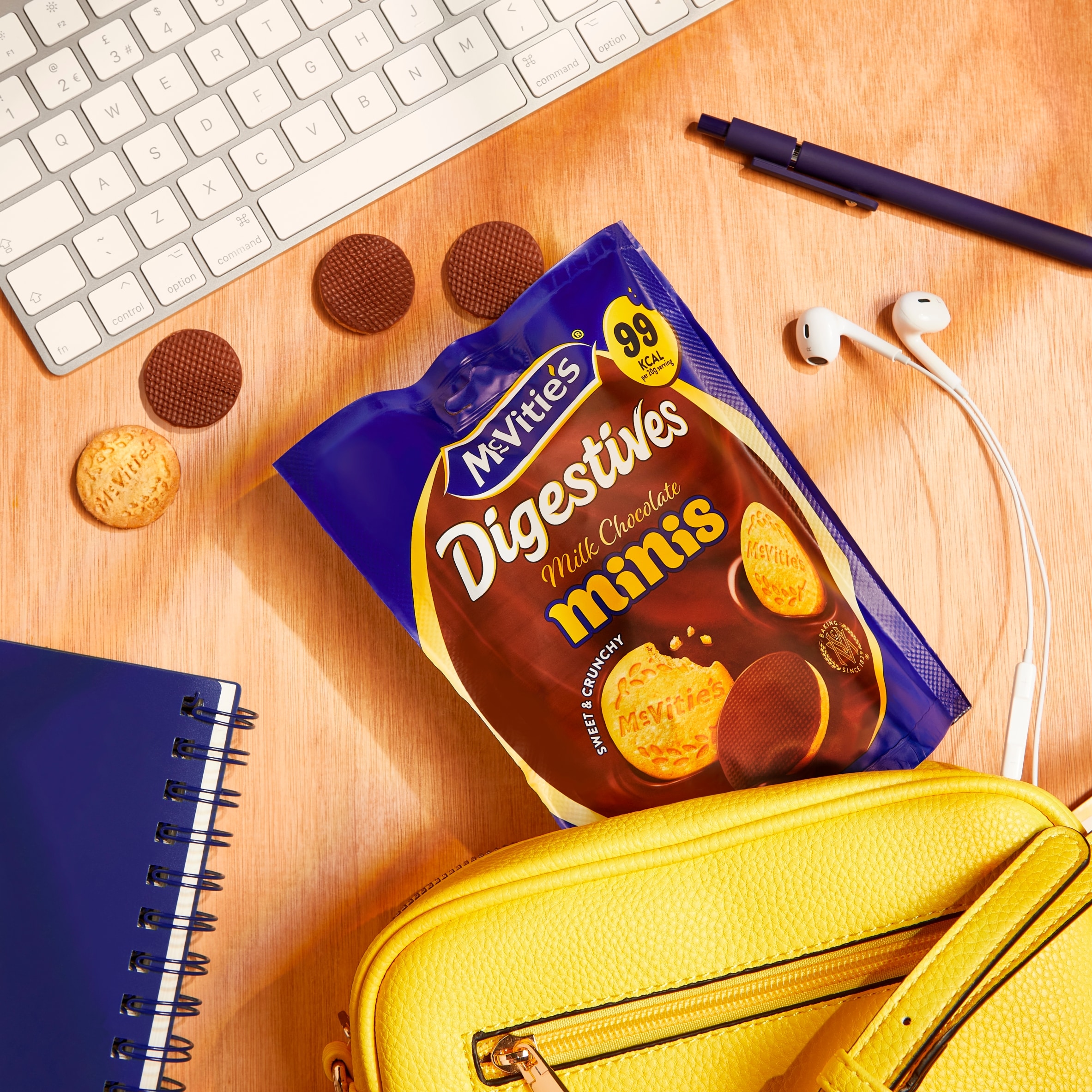 McVitie's Digestives Milk Chocolate Minis 80g thumbnail 2