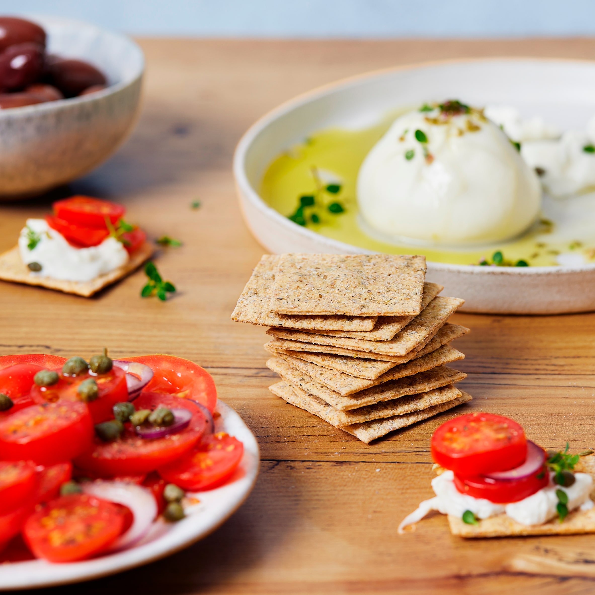 Peter's Yard Oregano & Olive Oil Sourdough Crackers 90g thumbnail 4