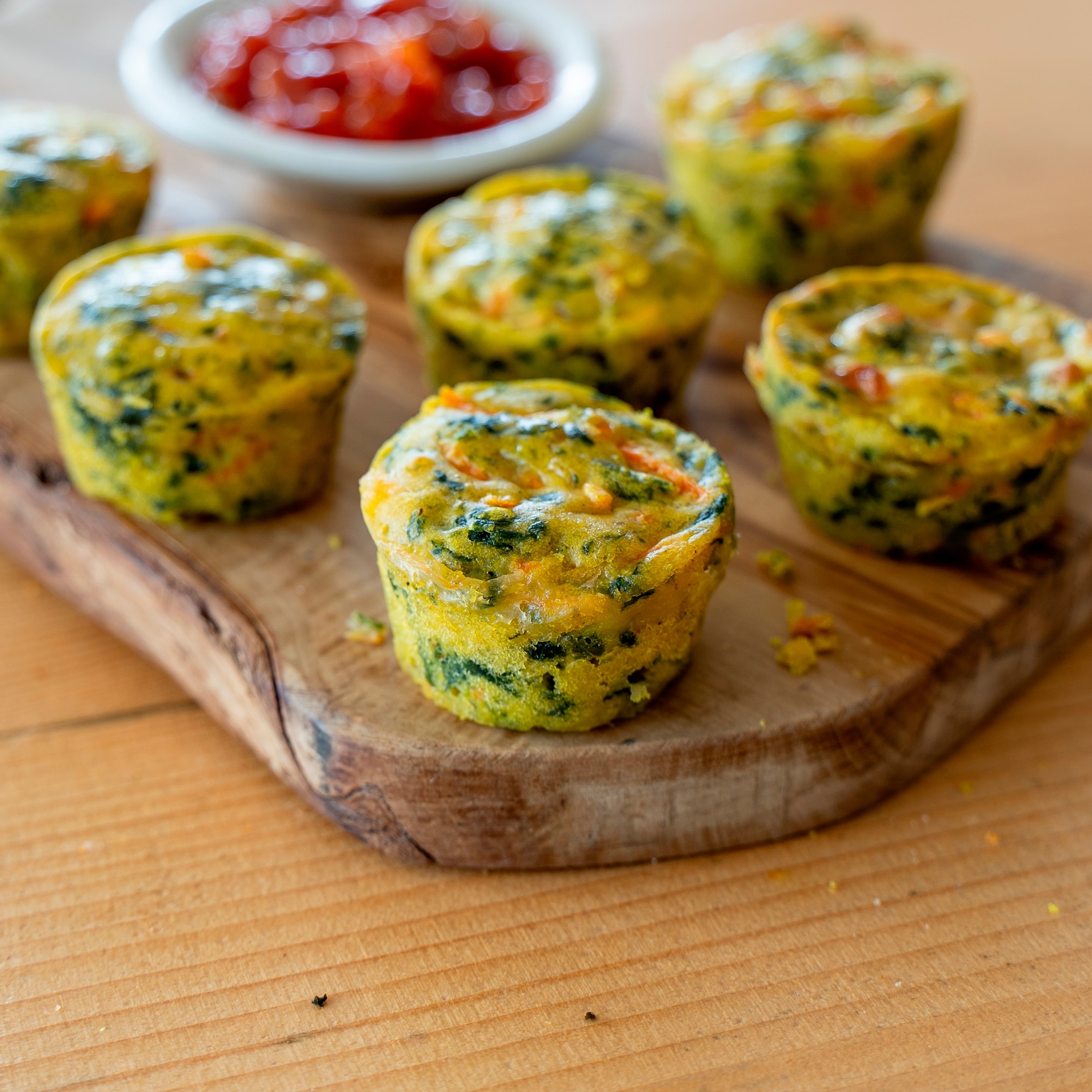 Higgidy Mature Cheddar & Spinach Mini Muffins 130g thumbnail 2