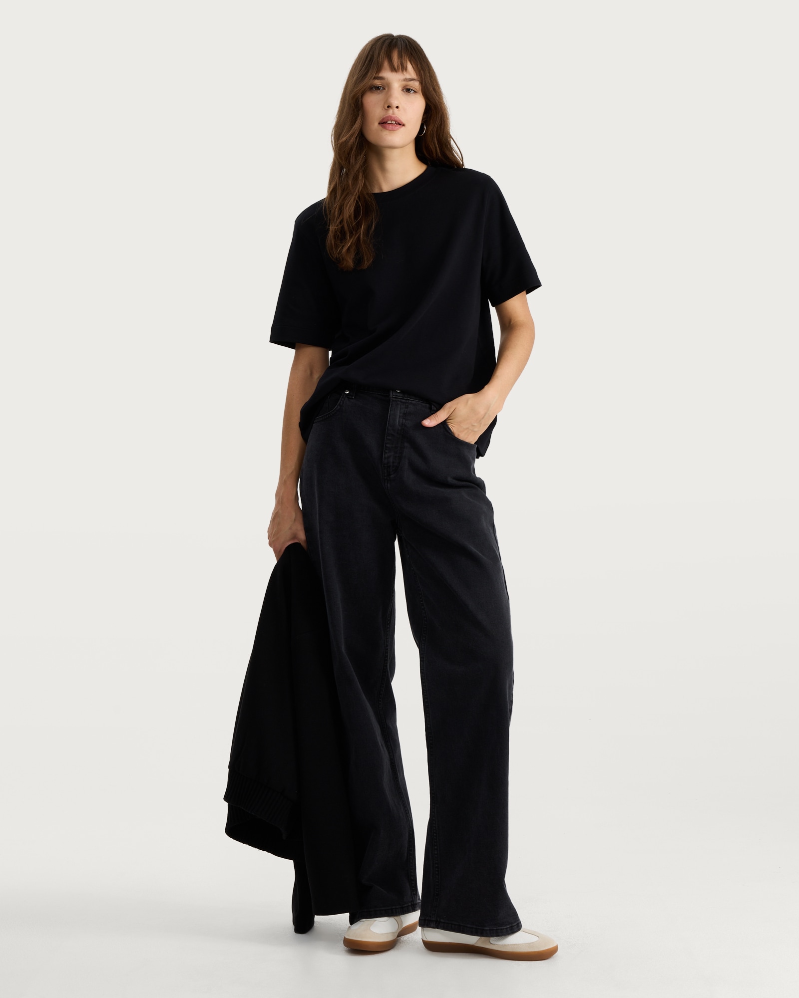 F&F Pure Cotton Heavyweight Crew Neck T-Shirt in Black
