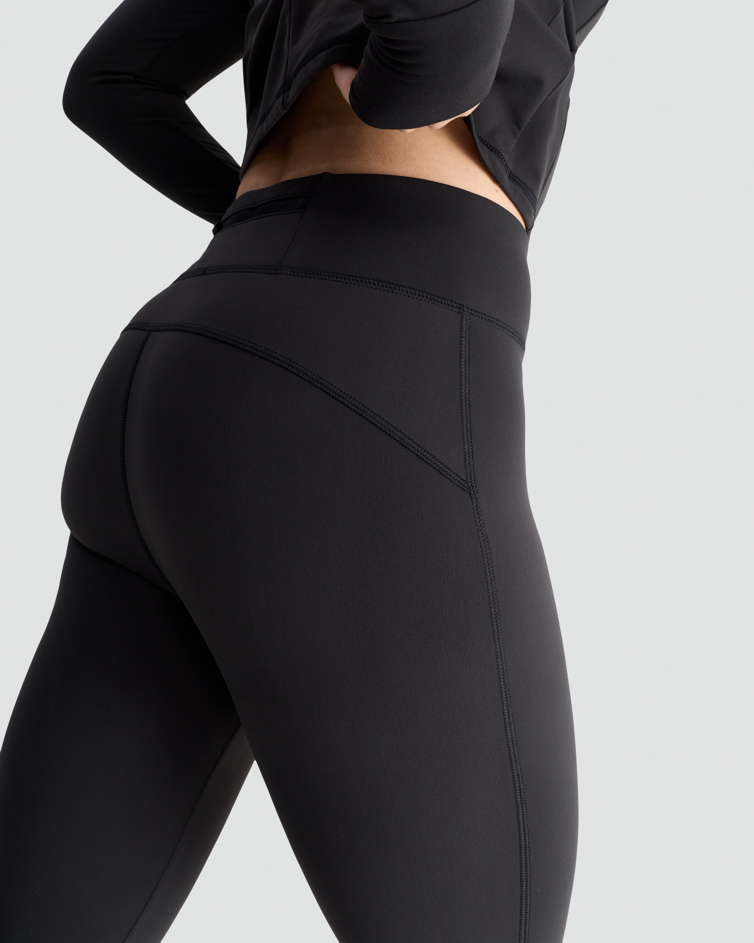 F&F Active Thermal Leggings in Black thumbnail 2