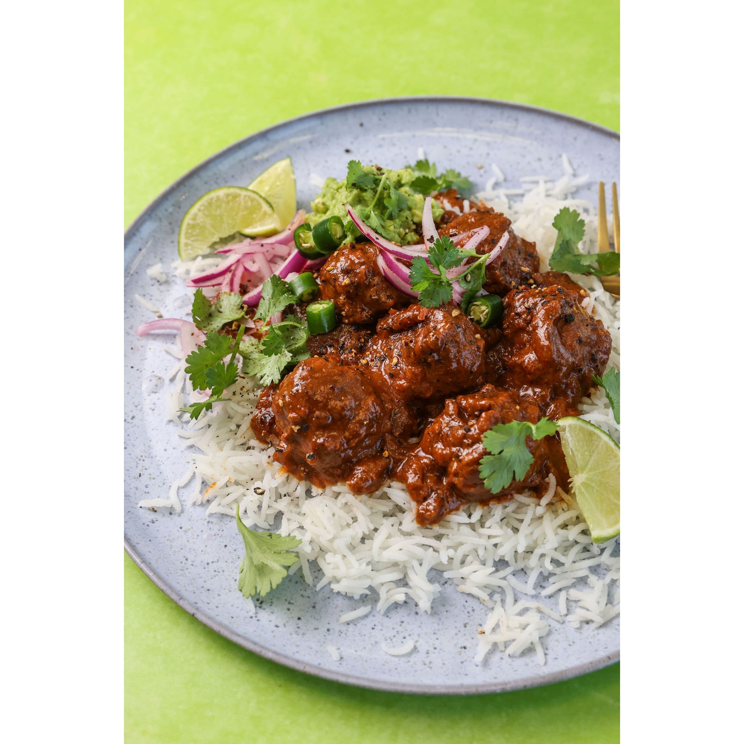 Capsicana Mexican Tomato & Chipotle Meatballs Cooking Sauce Kit 273g thumbnail 2