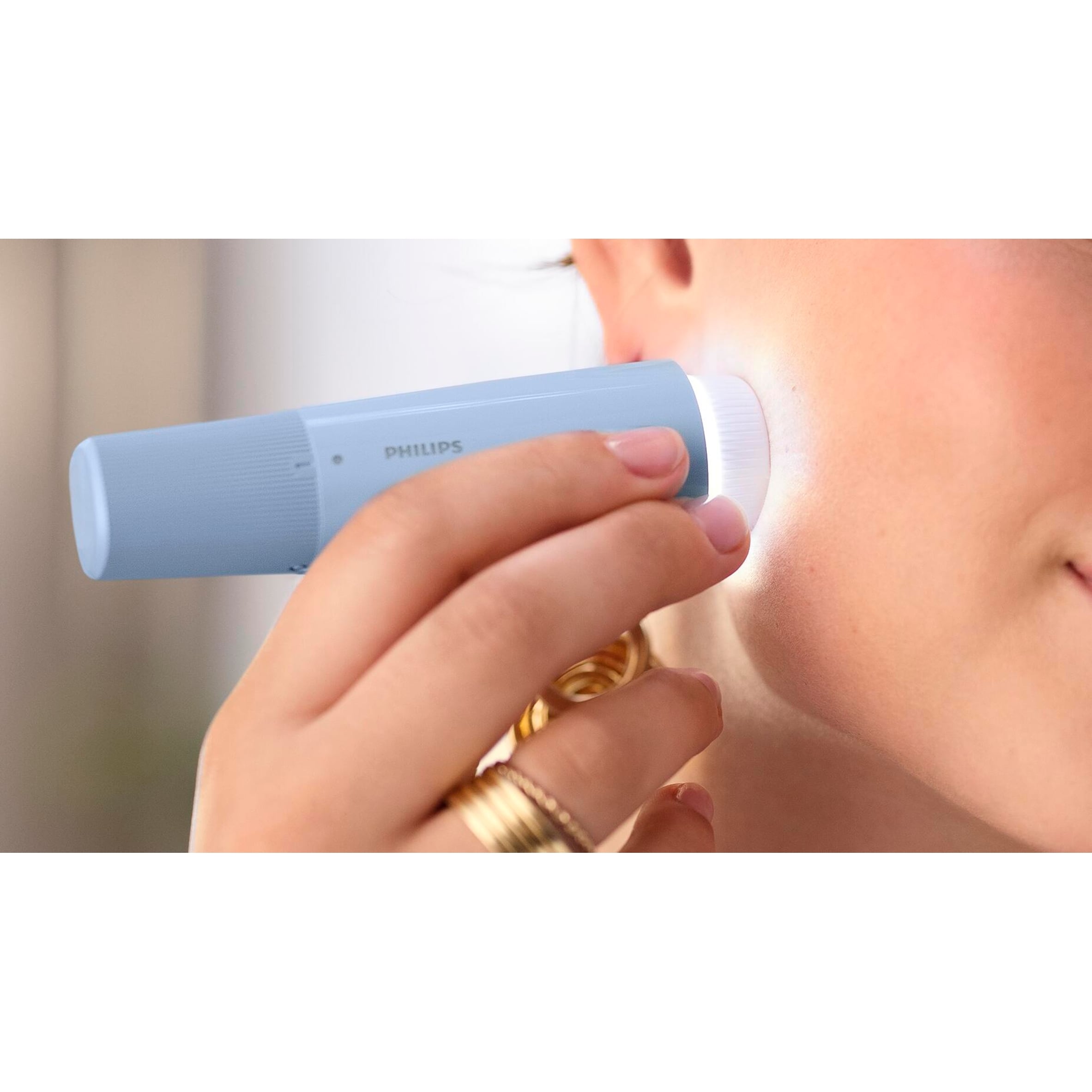 Philips Series 5000 Facial Hair Remover for Women-BRR484/00 thumbnail 3