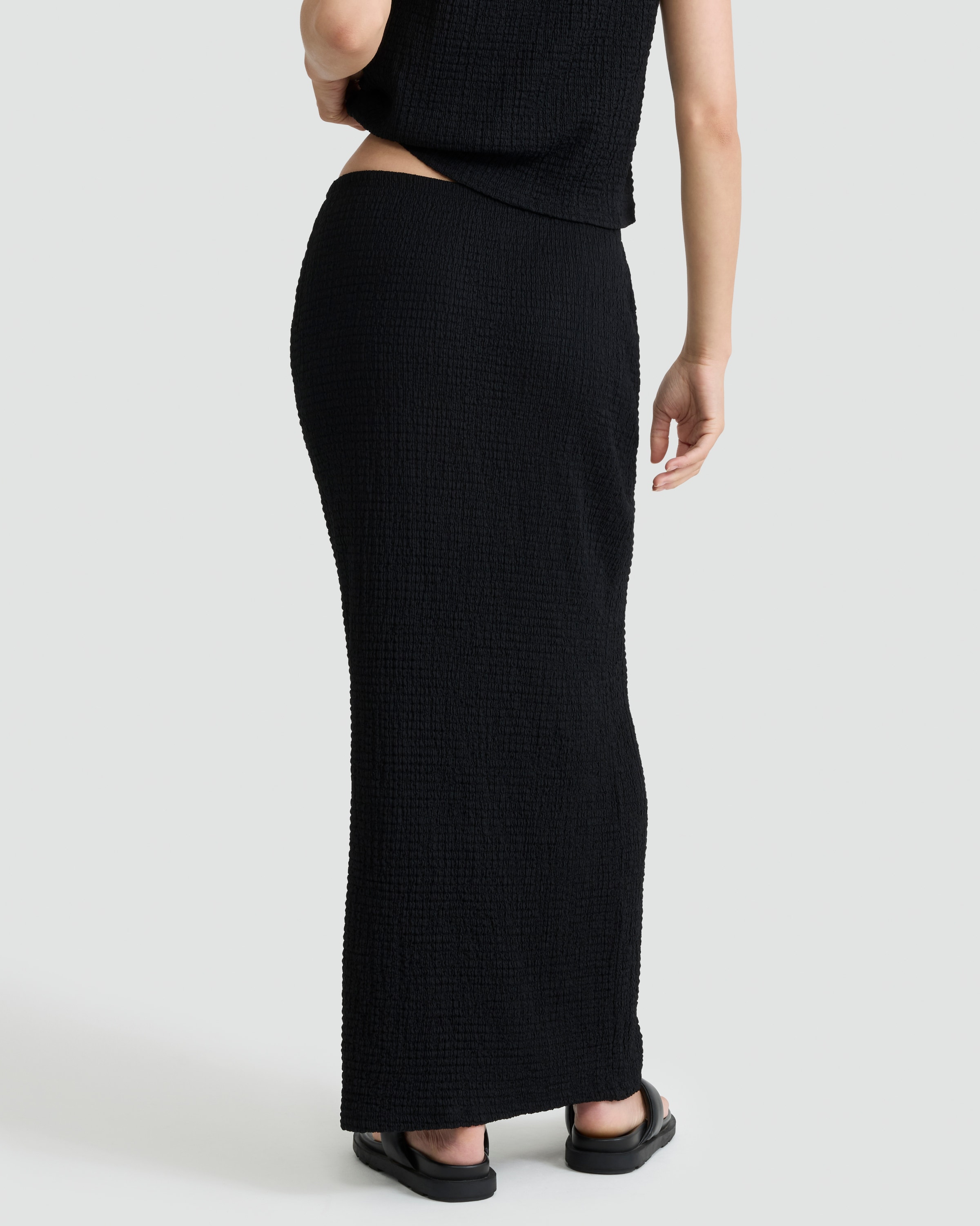 F&F Textured Drawstring Bubble Midaxi Skirt in Black thumbnail 3