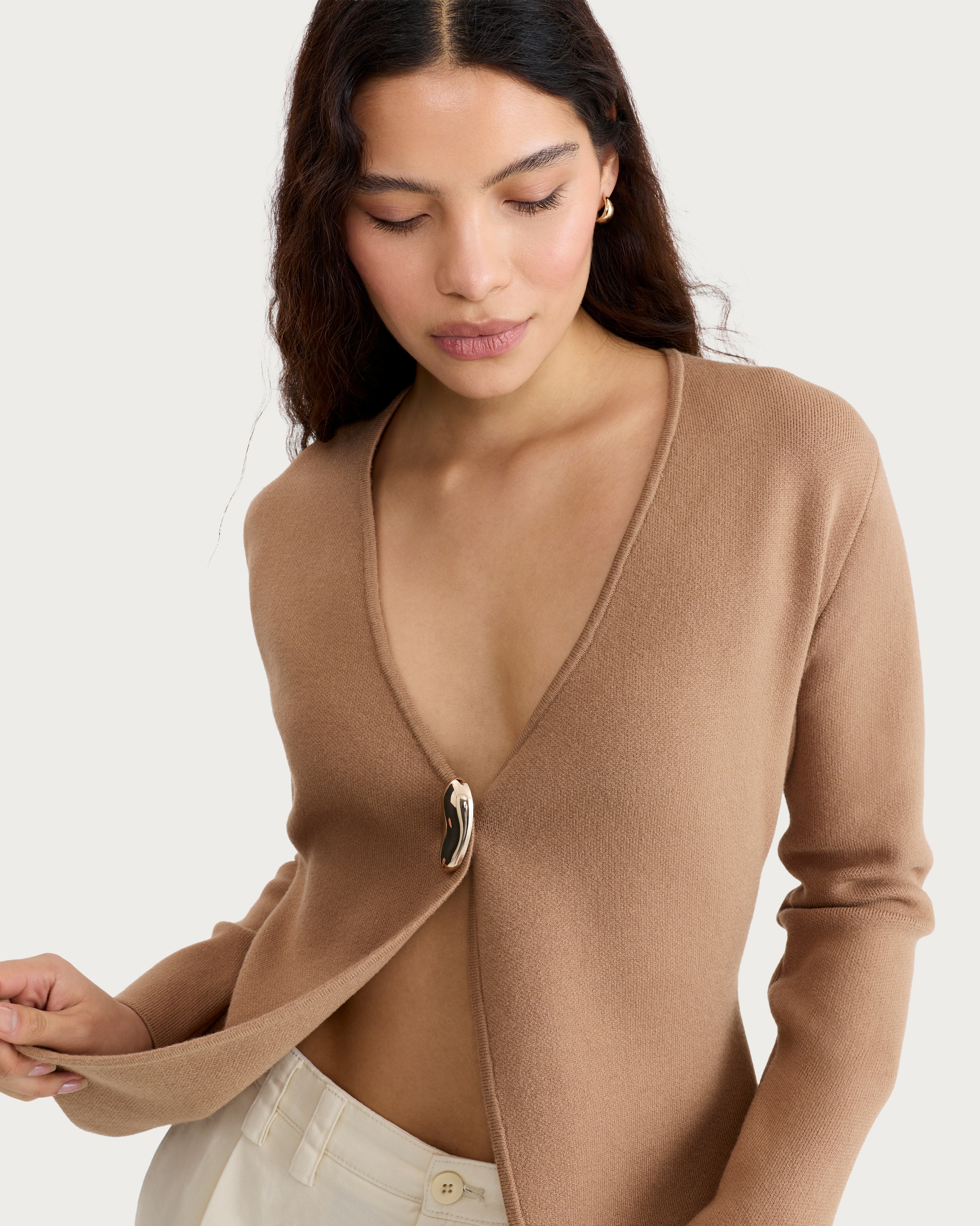 F&F Cinched V Neck Cardigan in Mink