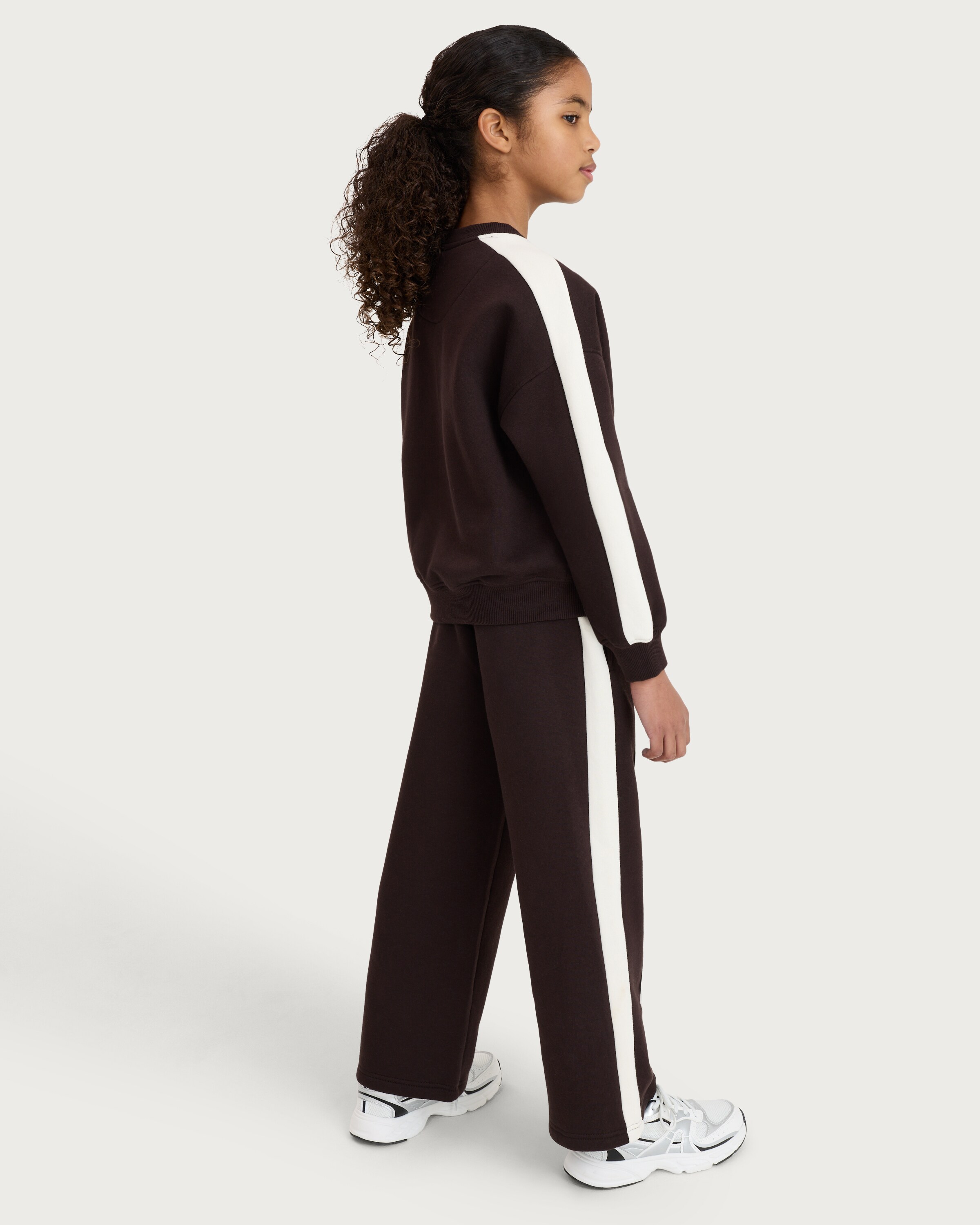 F&F Active Girls AFTERCLASS 2-Piece Slogan Sweatshirt and Joggers Set in Brown thumbnail 3