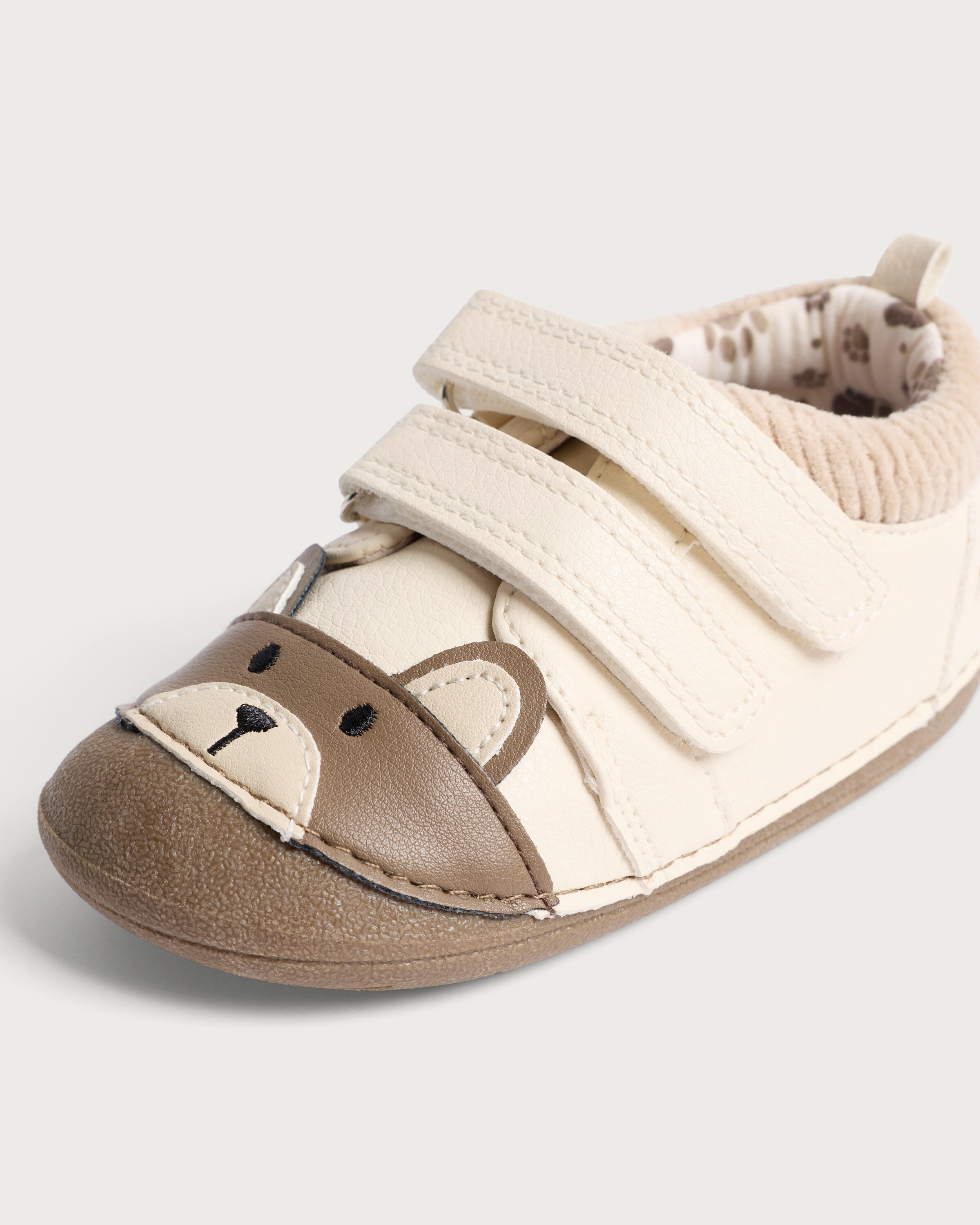 F&F Baby Bear Face Pram Shoes in White thumbnail 3