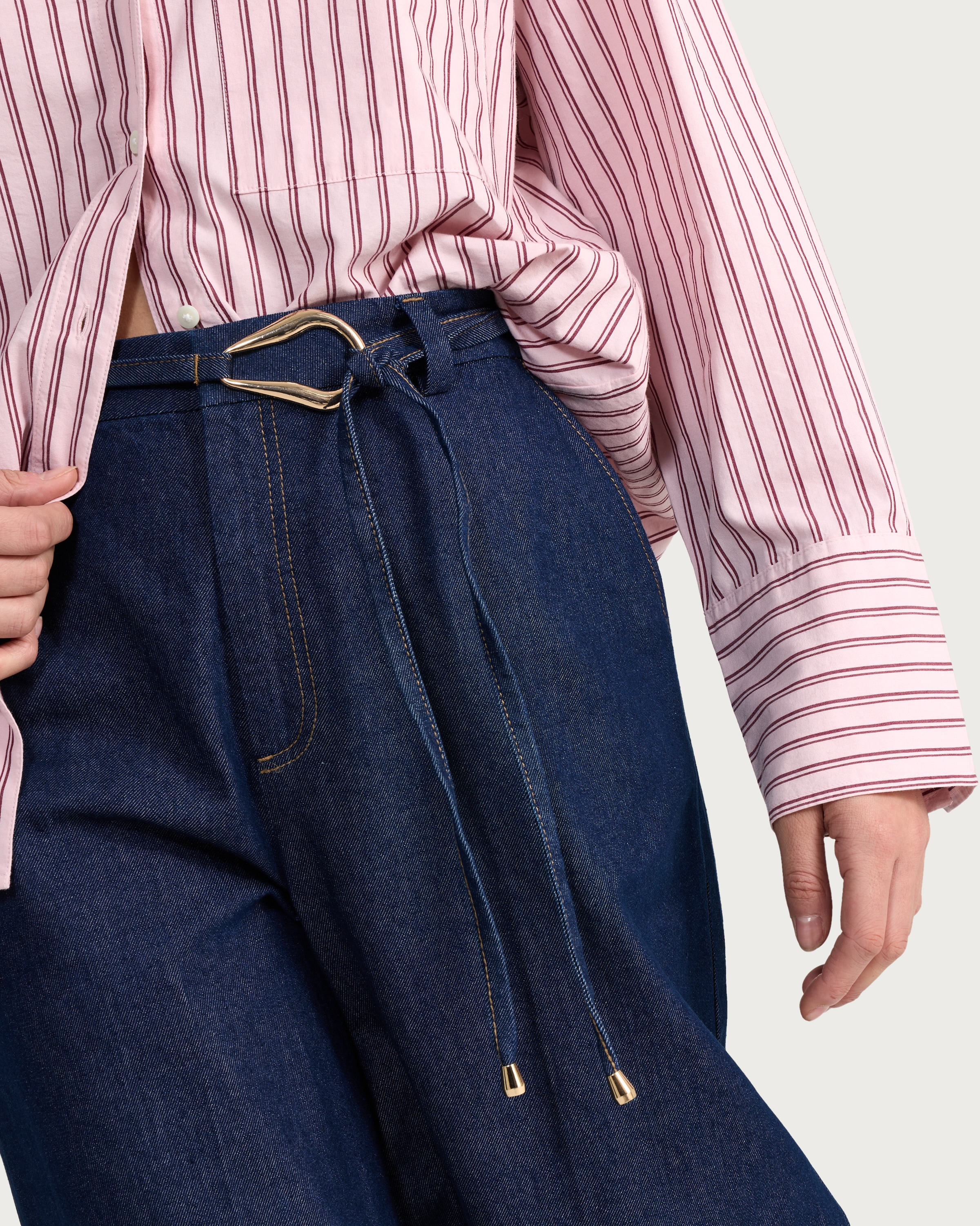 F&F Wide Leg Belted Jeans in Navy thumbnail 2