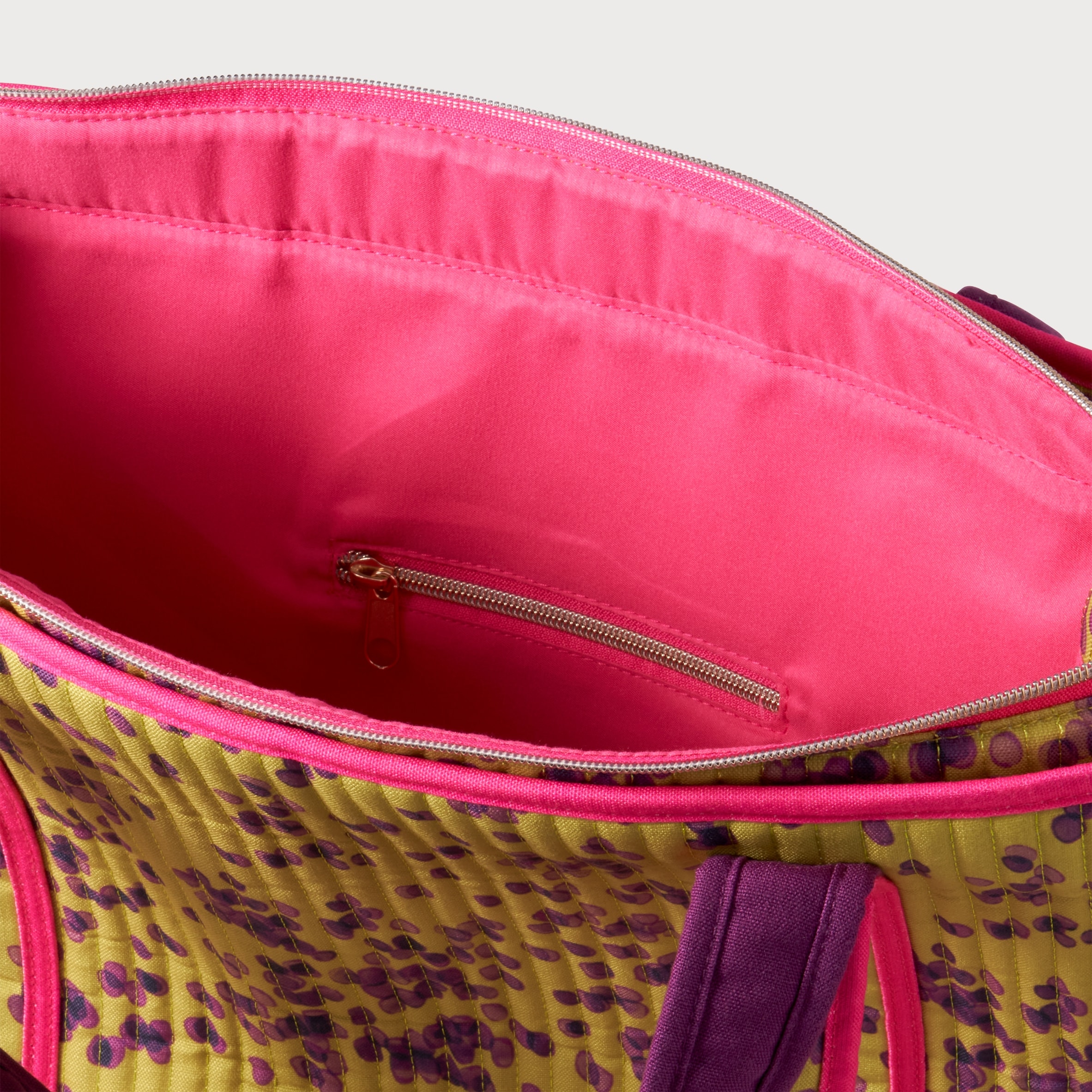 Paperchase Tropic Like its Hot Quilted Tote Bag thumbnail 3